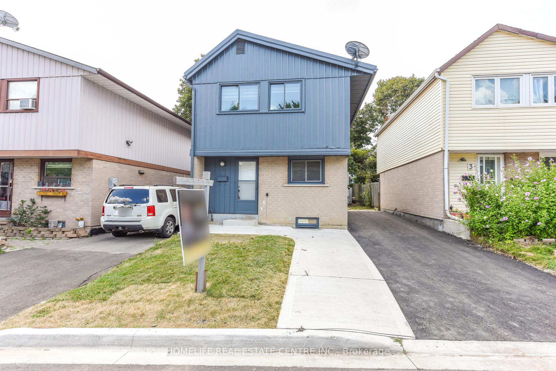 Photo 1 of 2 Hilda Court, Brampton, Central Park — HOMEH