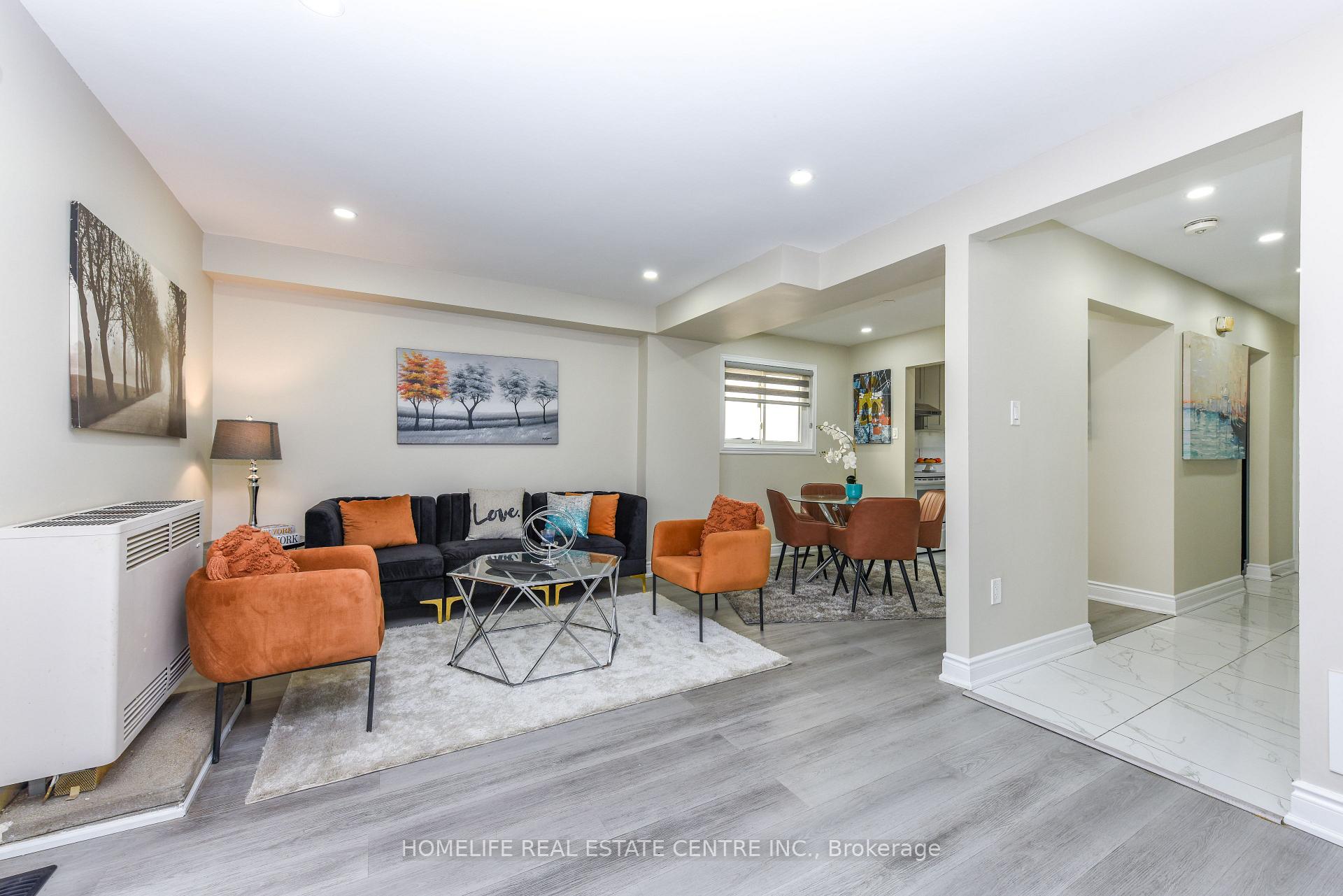 Photo 14 of 2 Hilda Court, Brampton, Central Park — HOMEH