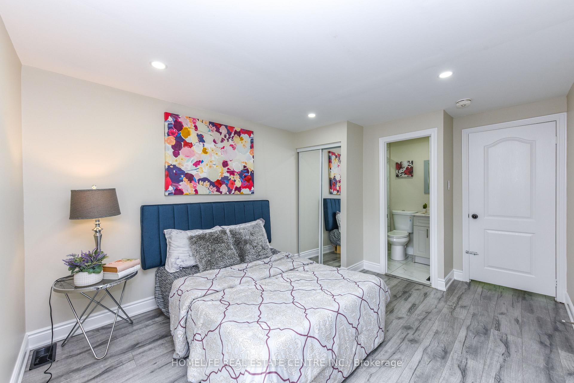 Photo 22 of 2 Hilda Court, Brampton, Central Park — HOMEH