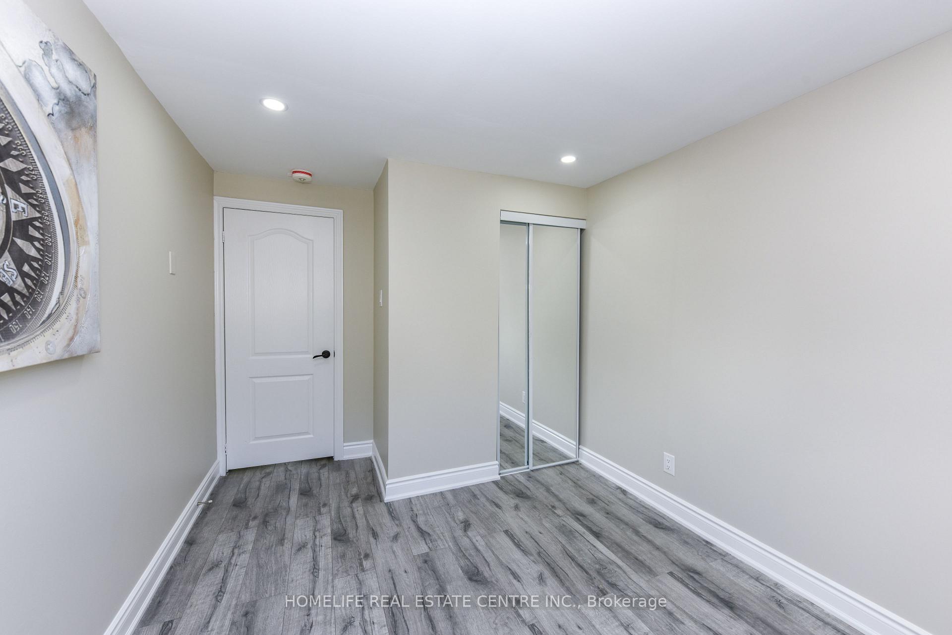 Photo 29 of 2 Hilda Court, Brampton, Central Park — HOMEH