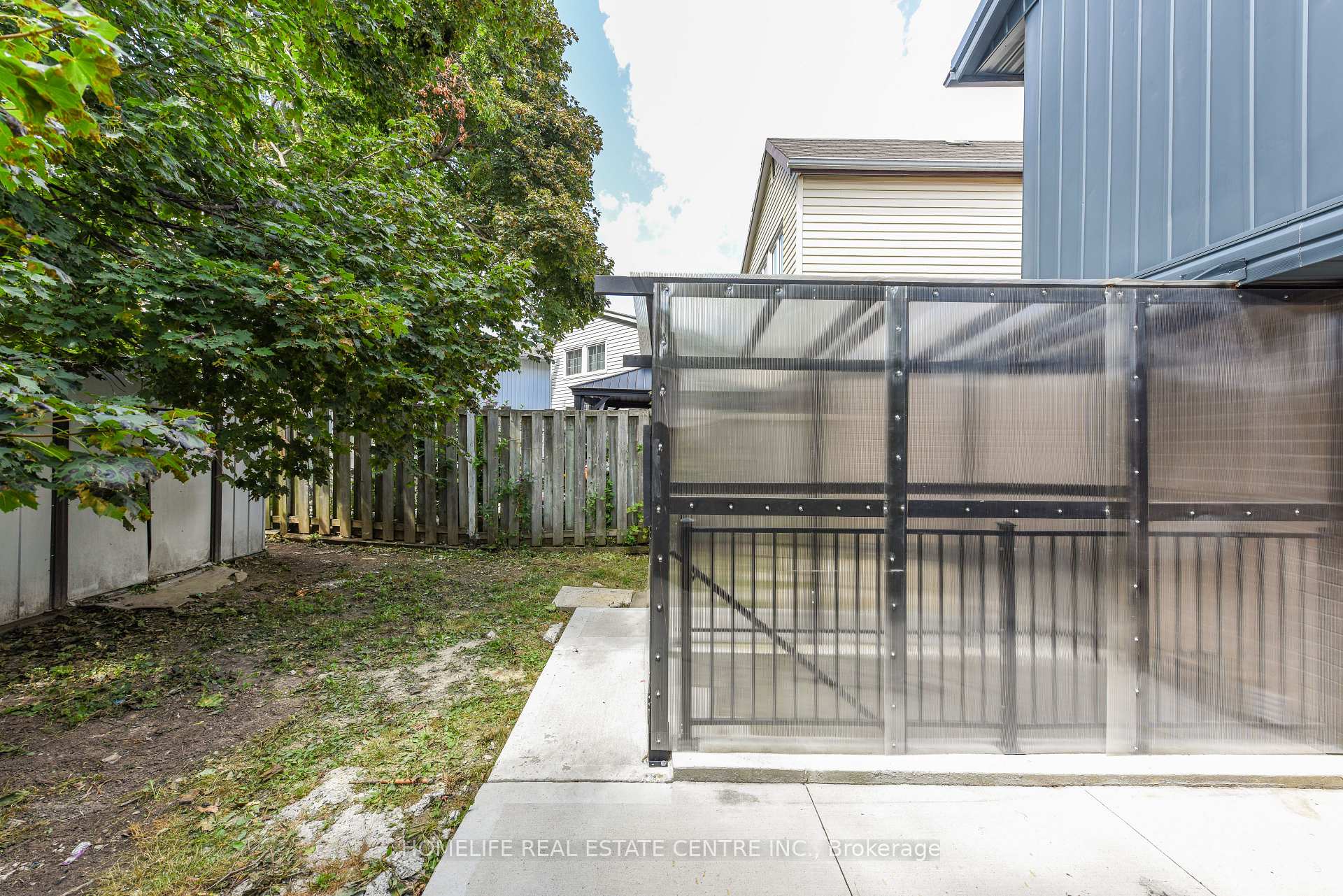 Photo 37 of 2 Hilda Court, Brampton, Central Park — HOMEH