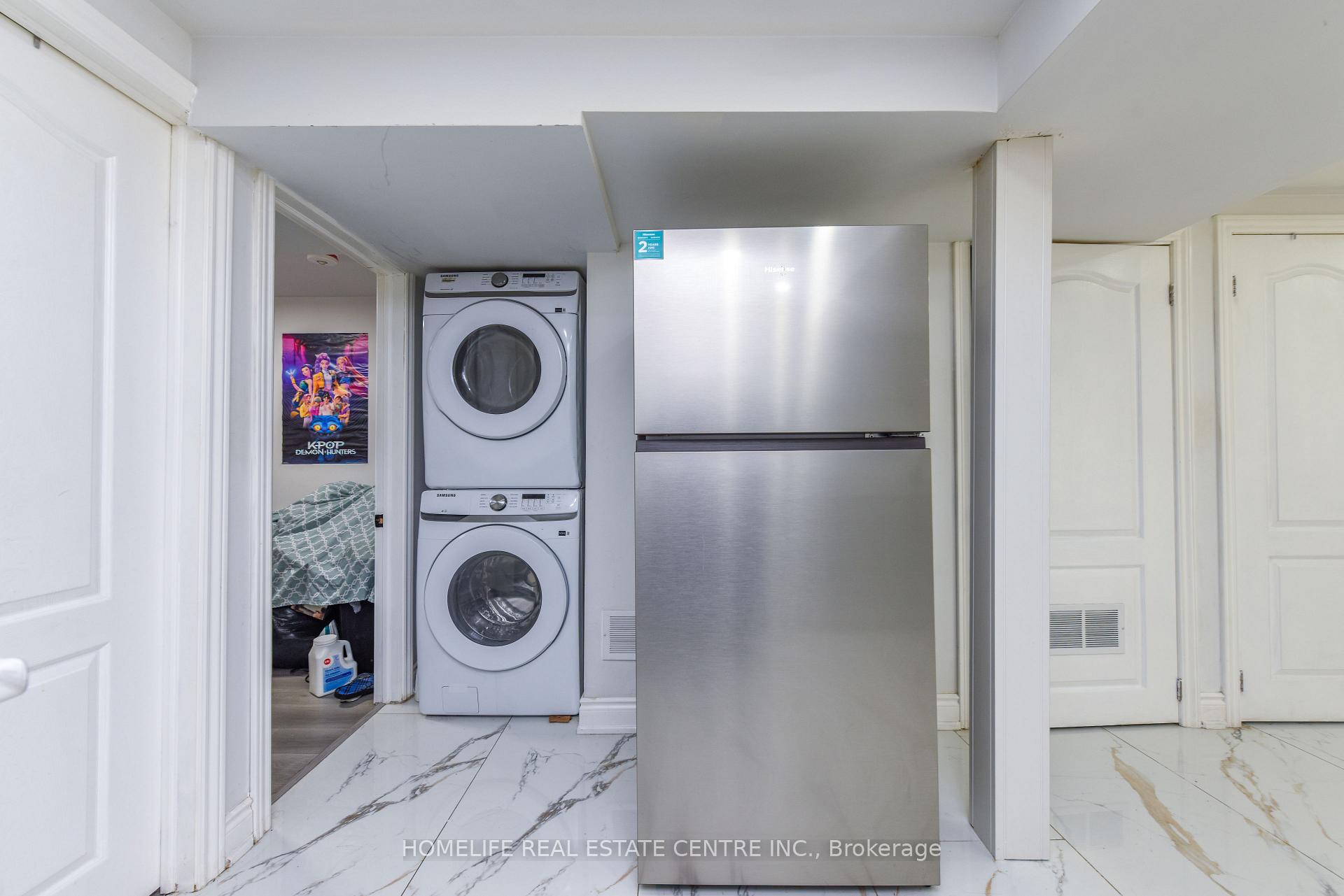 Photo 44 of 2 Hilda Court, Brampton, Central Park — HOMEH