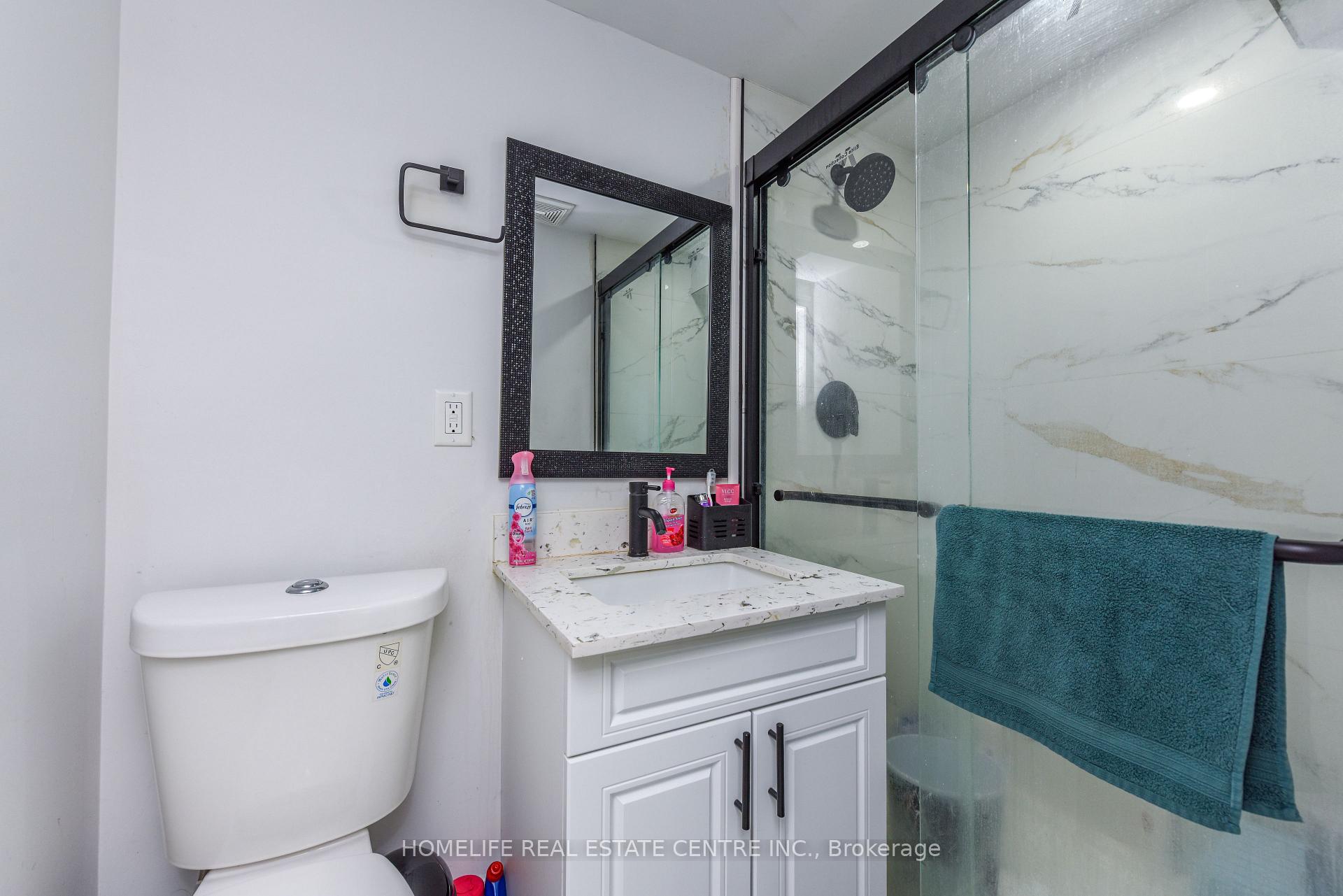 Photo 47 of 2 Hilda Court, Brampton, Central Park — HOMEH