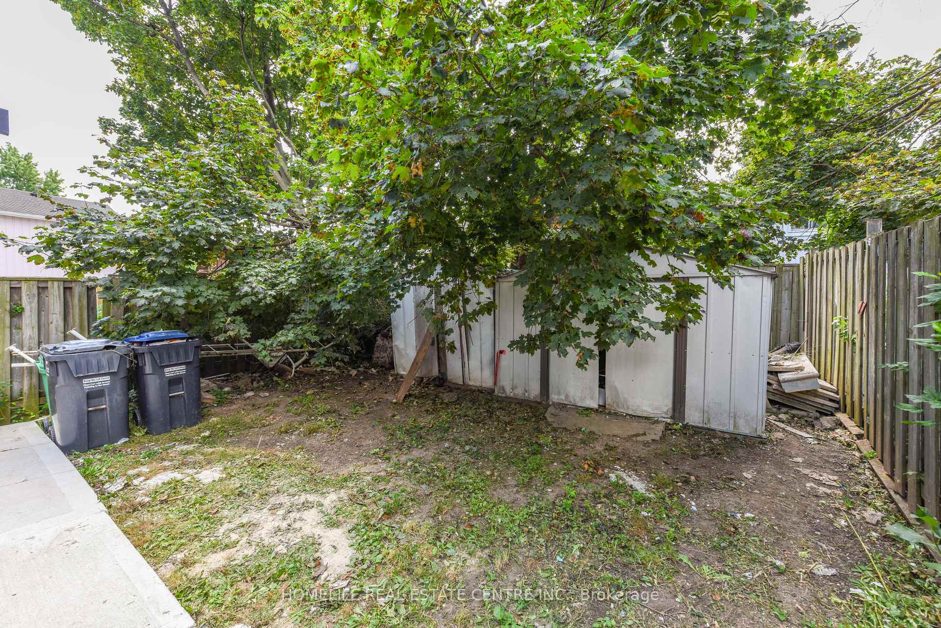 Photo 49 of 2 Hilda Court, Brampton, Central Park — HOMEH