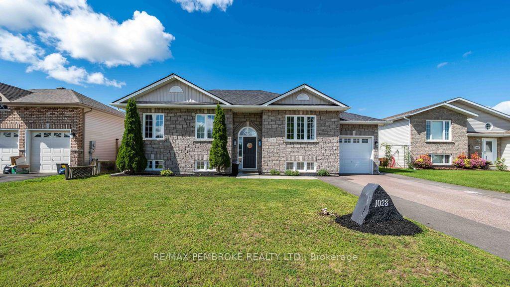 Photo 1 of 1028 Limestone Trail, Petawawa, Petawawa — HOMEH
