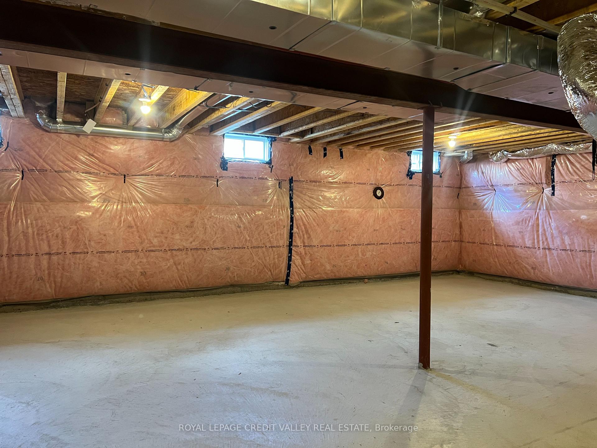 Photo 32 of 45 Kessler Drive, Brampton, Sandringham-Wellington North — HOMEH