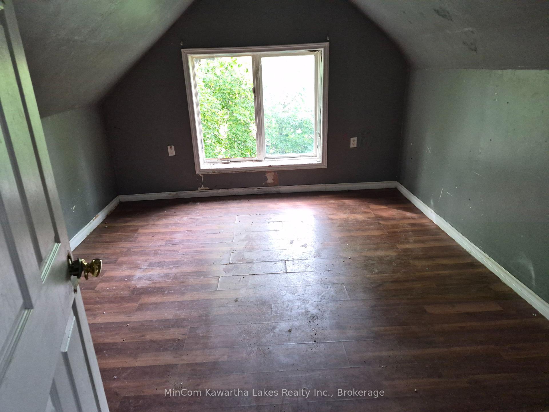 Photo 22 of 467 Albert Street, Peterborough, Town Ward 3 — HOMEH