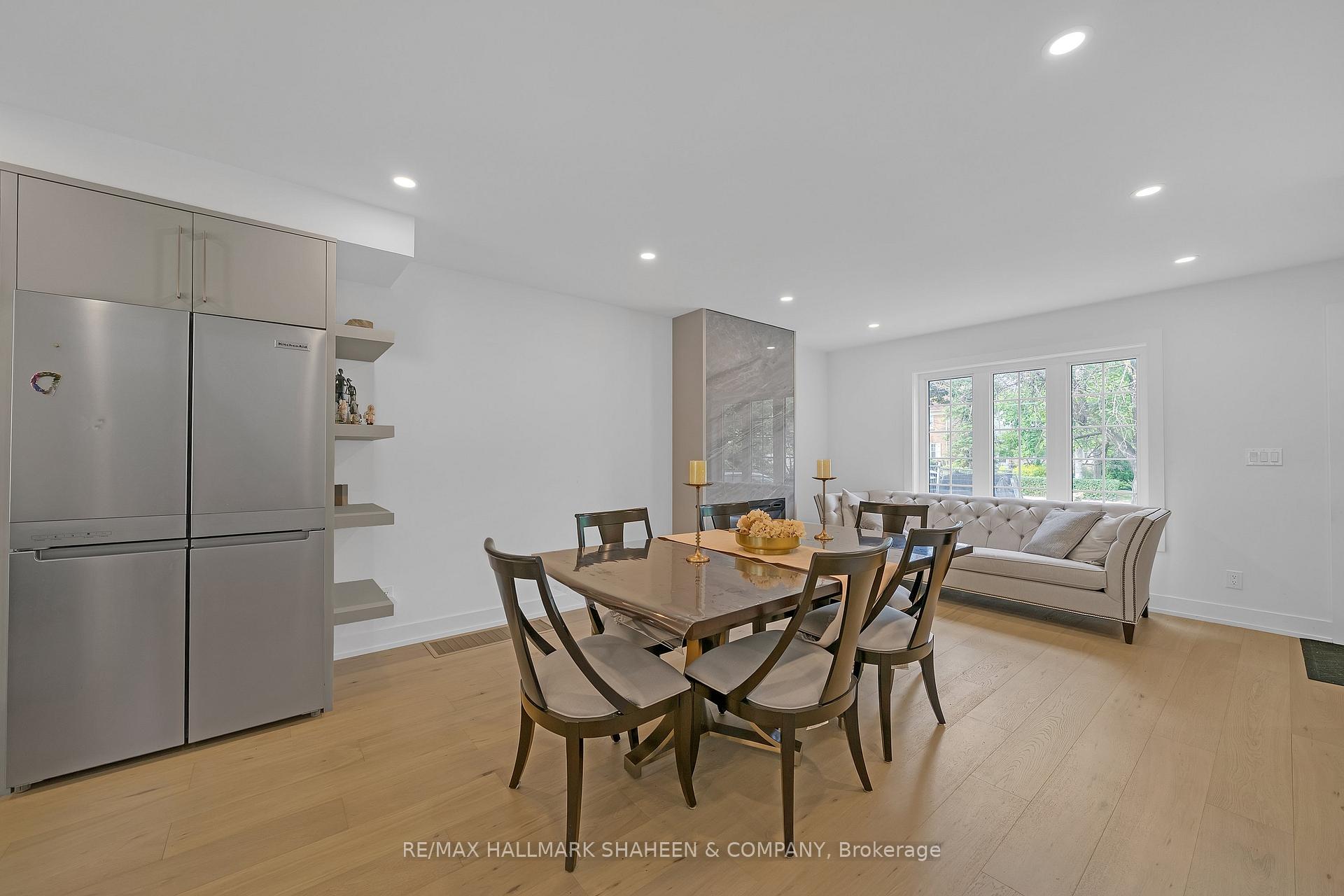 Photo 8 of 207 Sutherland Drive, Toronto, Leaside — HOMEH