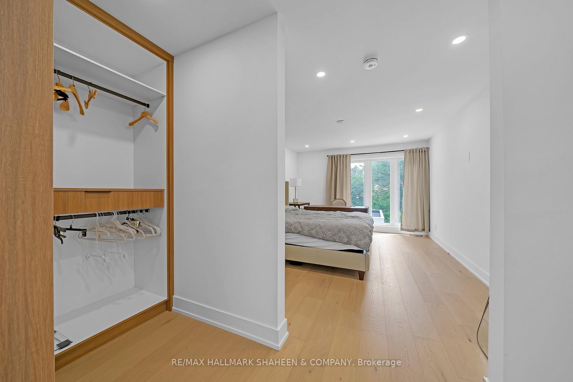 Photo 20 of 207 Sutherland Drive, Toronto, Leaside — HOMEH