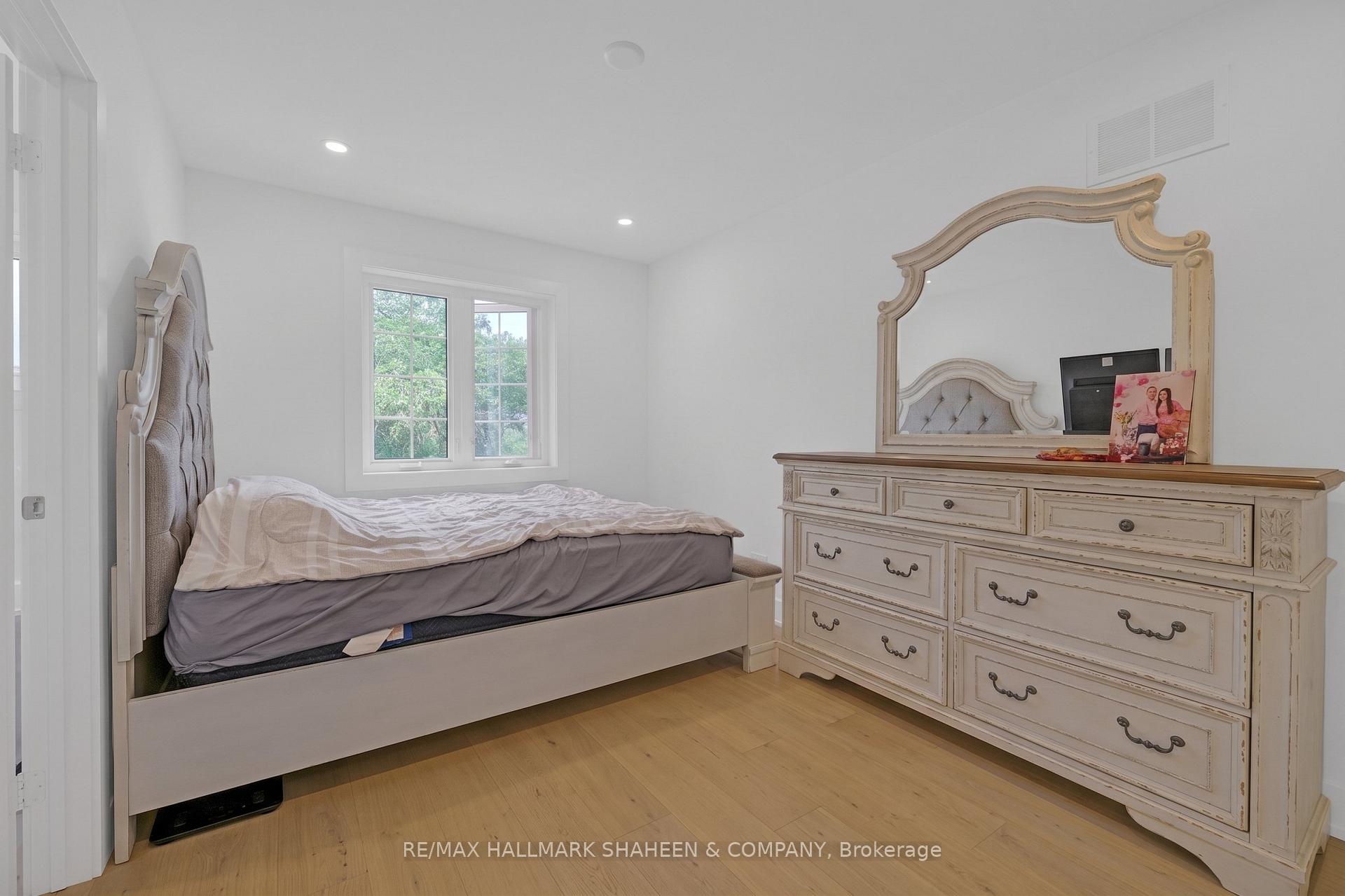 Photo 29 of 207 Sutherland Drive, Toronto, Leaside — HOMEH
