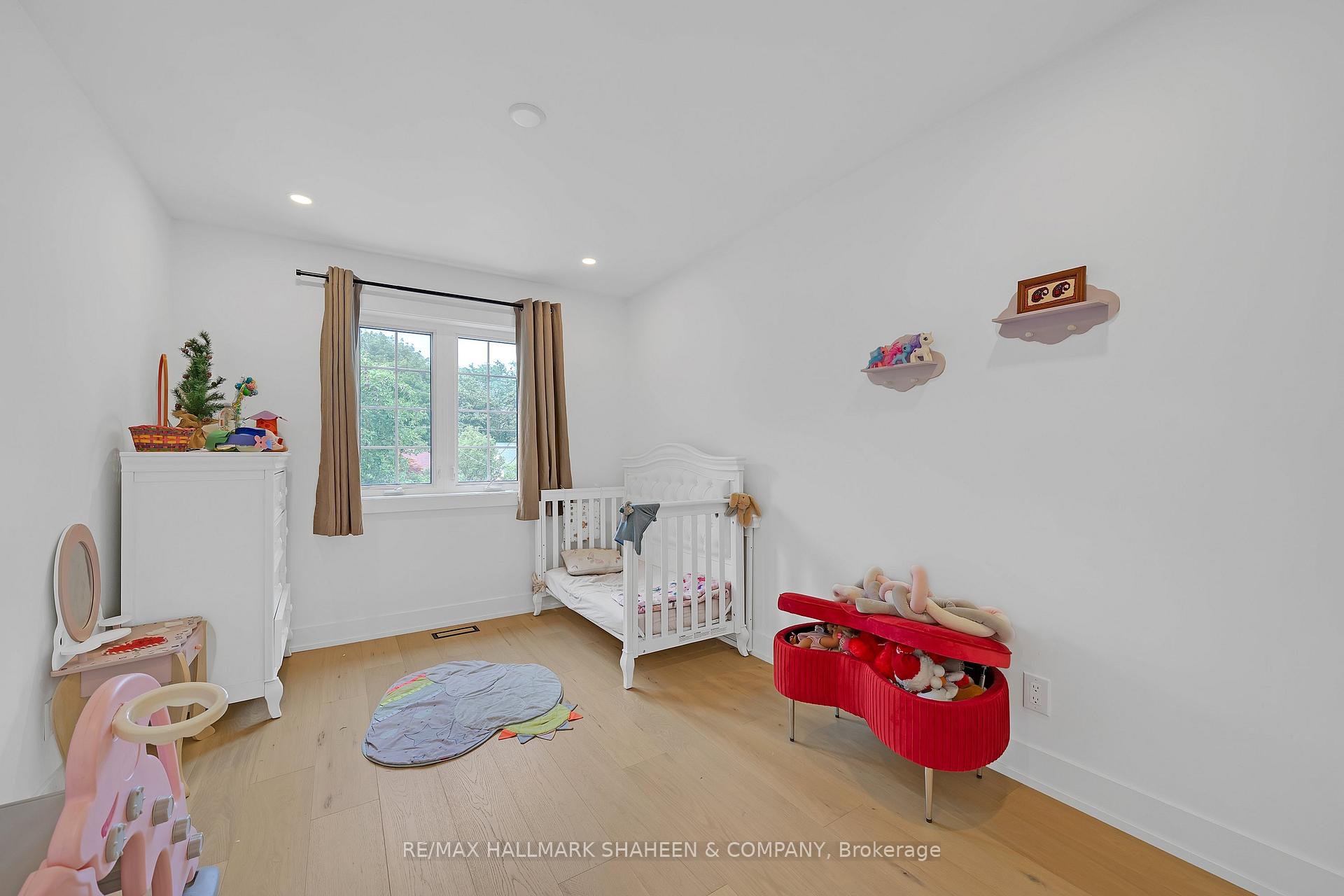 Photo 31 of 207 Sutherland Drive, Toronto, Leaside — HOMEH