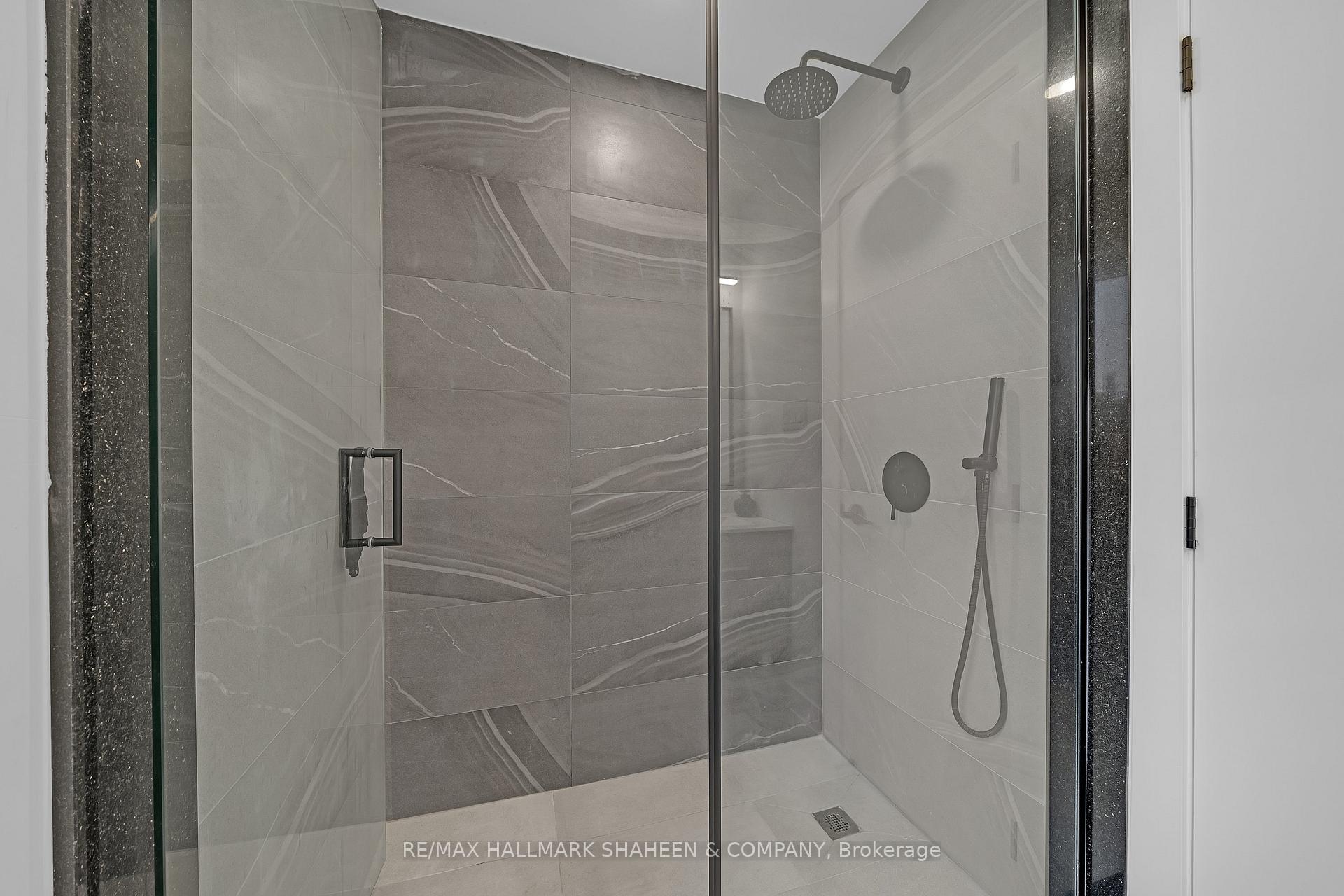 Photo 33 of 207 Sutherland Drive, Toronto, Leaside — HOMEH