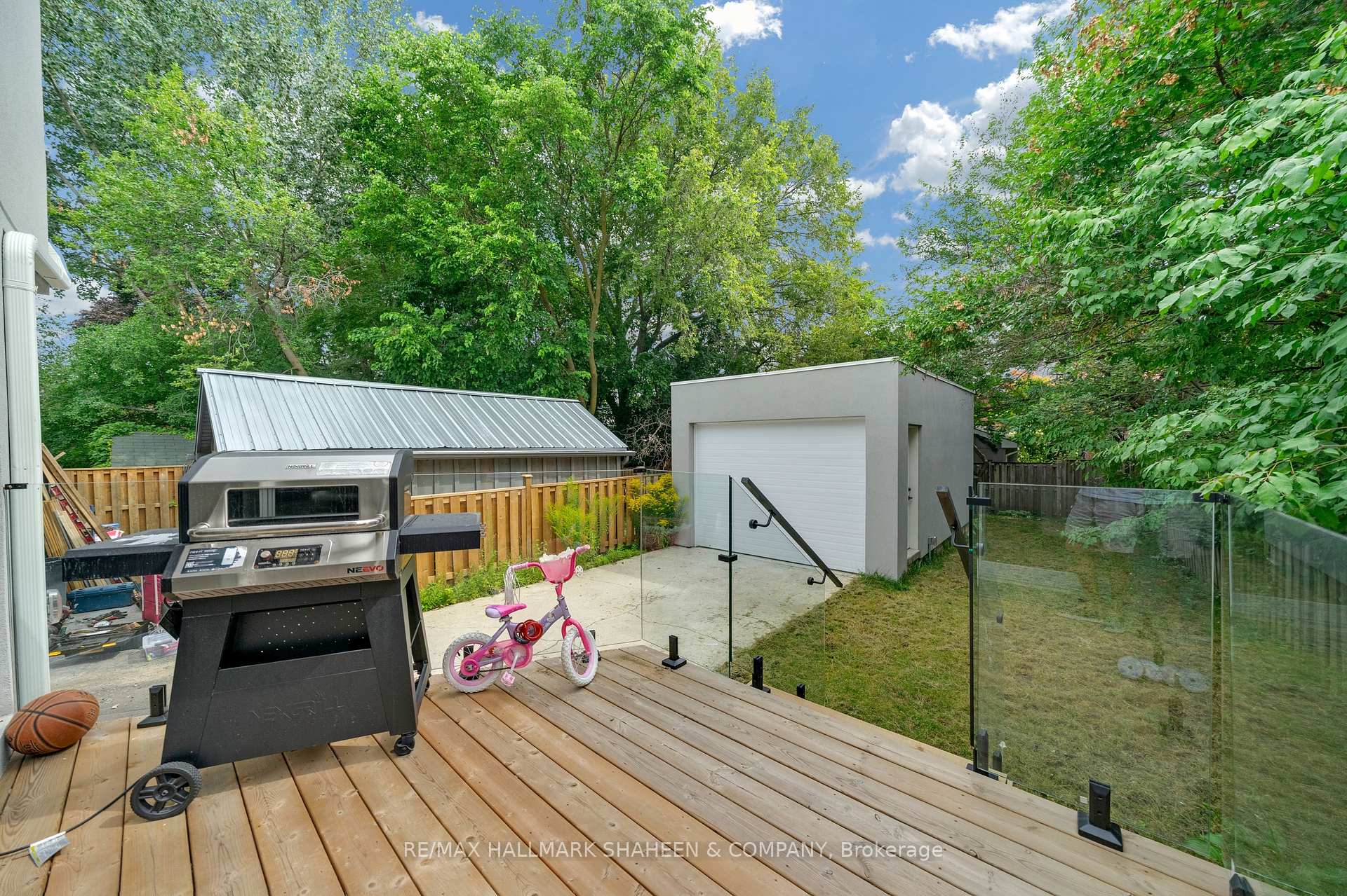 Photo 47 of 207 Sutherland Drive, Toronto, Leaside — HOMEH