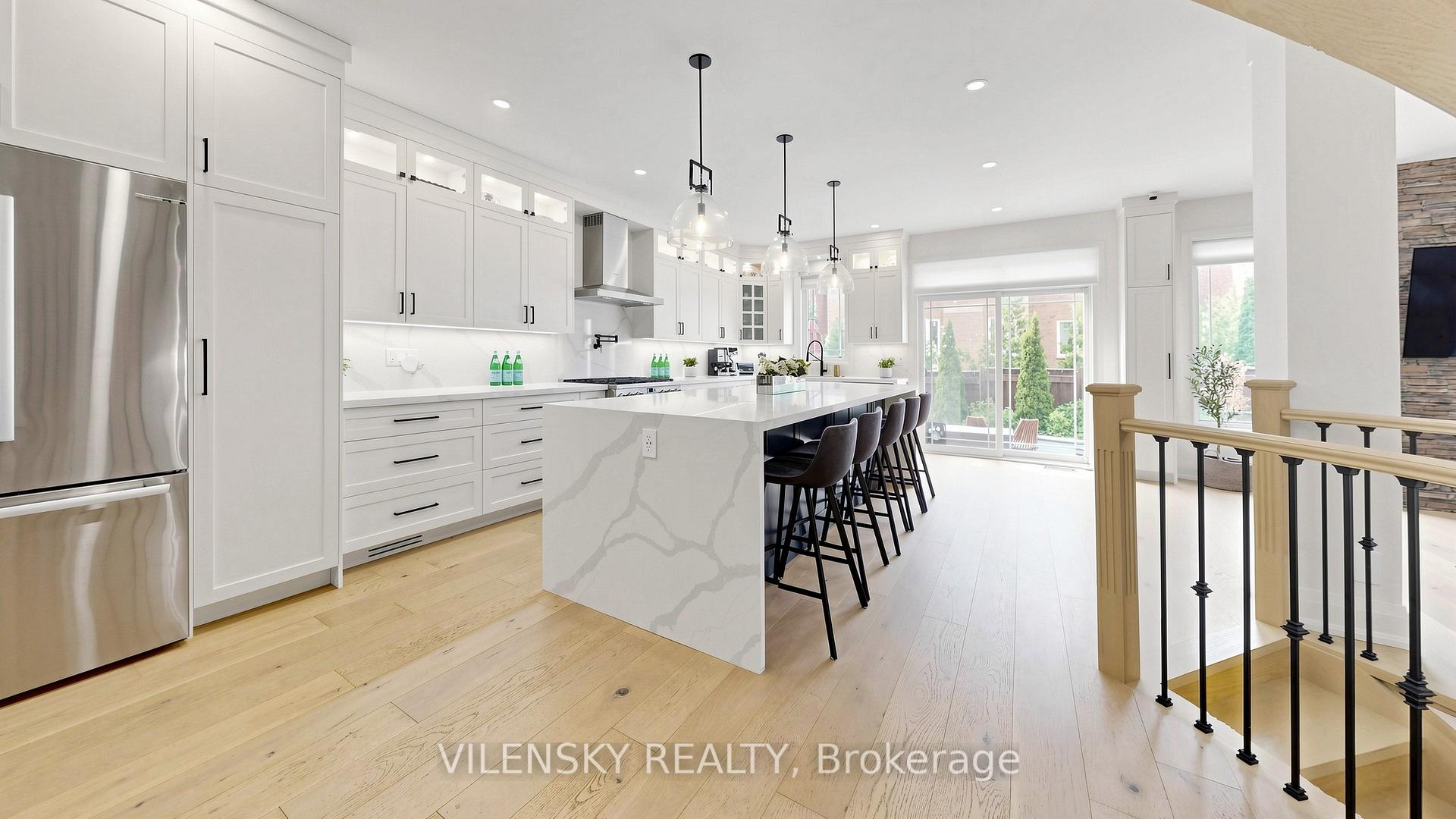Photo 4 of 146 Valley Vista Drive, Vaughan, Patterson — HOMEH