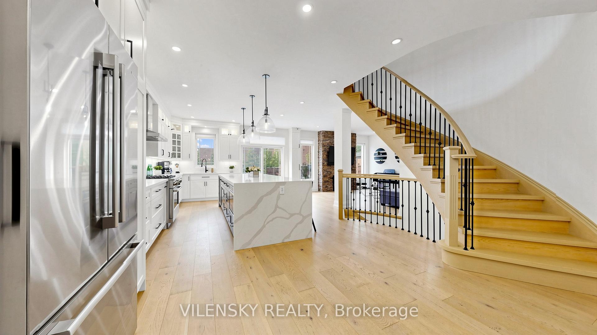 Photo 7 of 146 Valley Vista Drive, Vaughan, Patterson — HOMEH