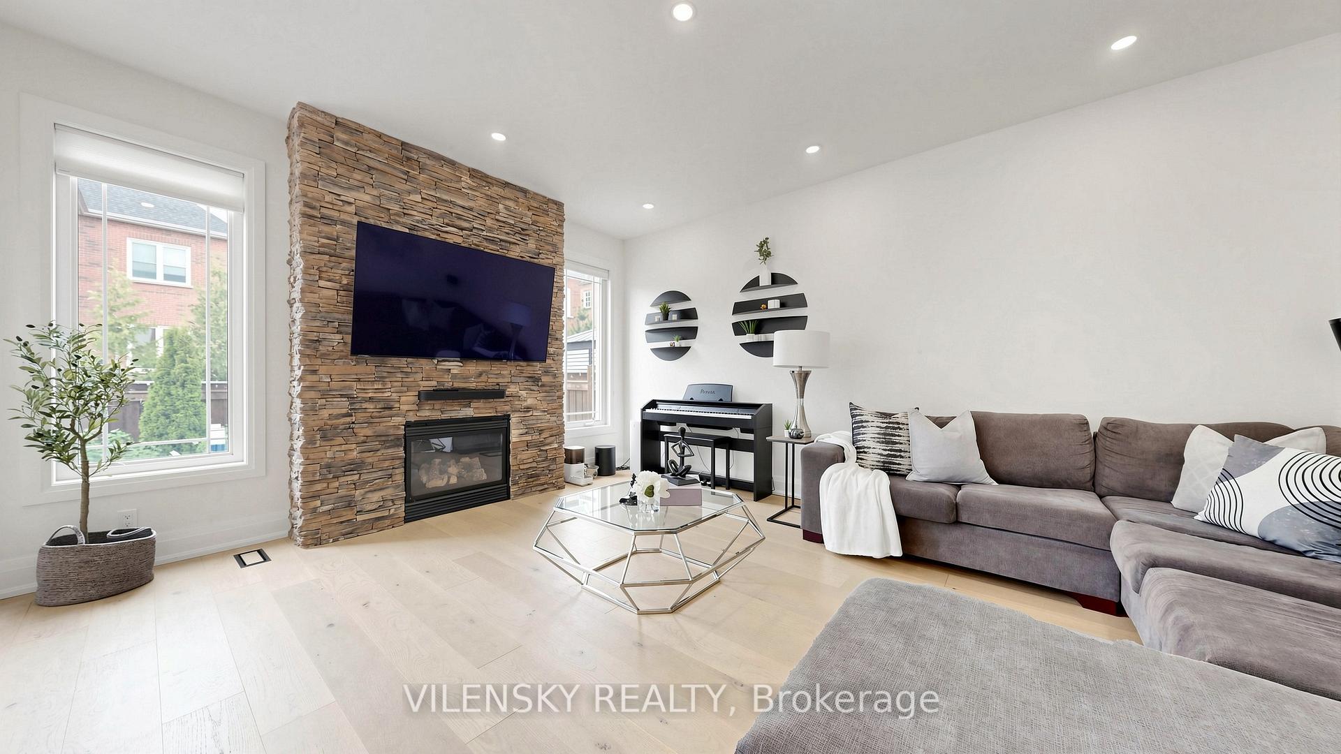 Photo 13 of 146 Valley Vista Drive, Vaughan, Patterson — HOMEH