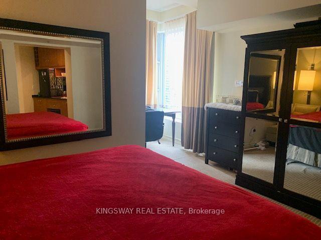 Photo 3 of Unit 3111, 1 King Street W, Toronto, Bay Street Corridor — HOMEH