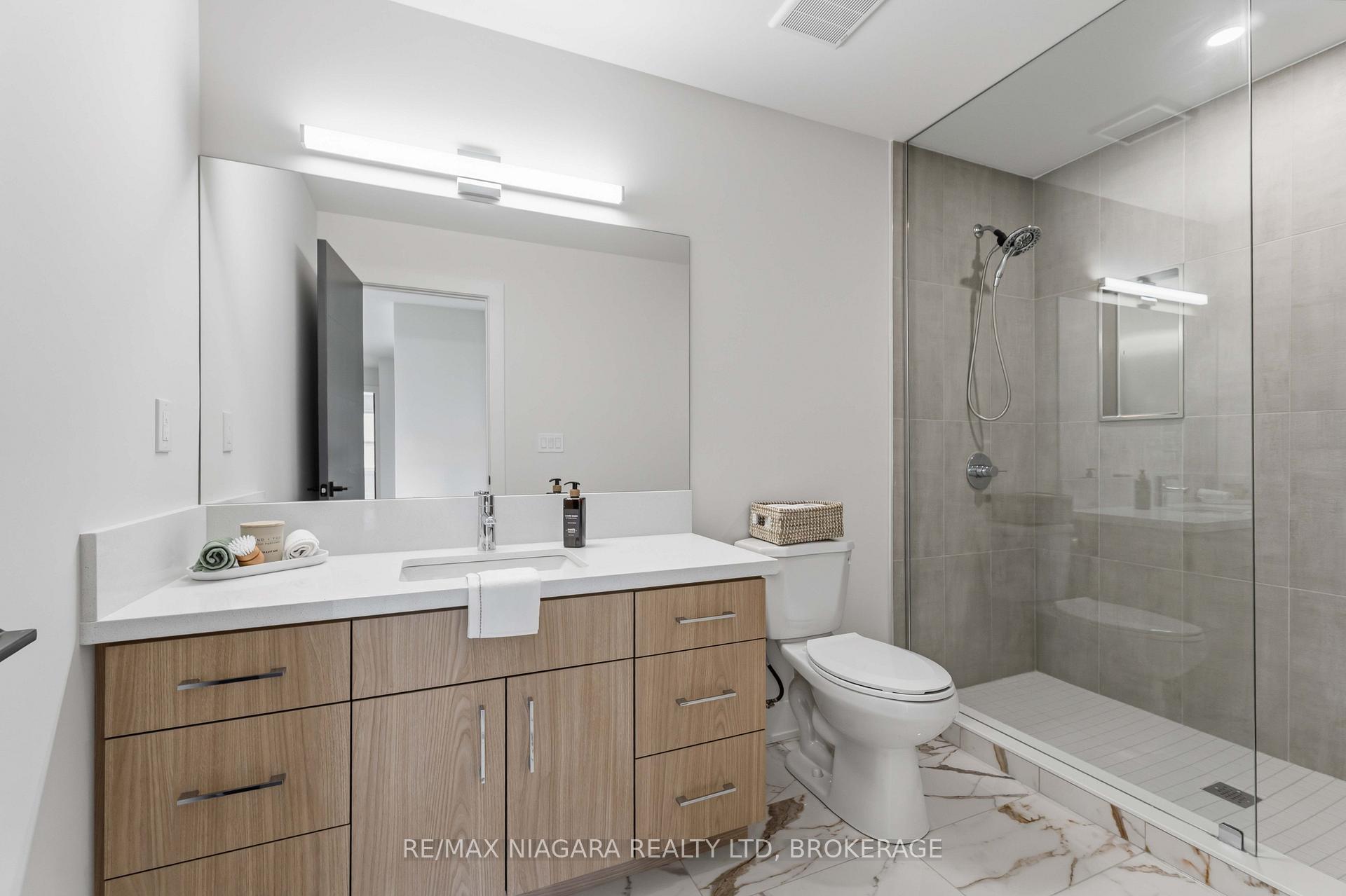 Photo 28 of 6124 Curlin Crescent, Niagara Falls, Forestview — HOMEH