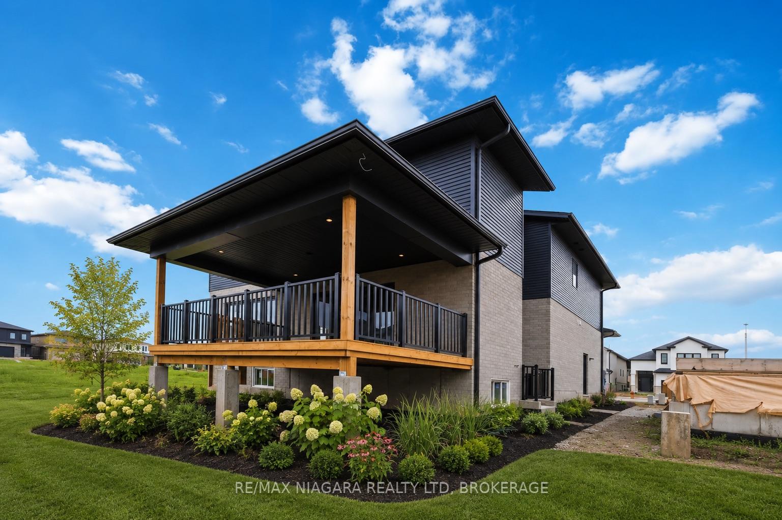 Photo 36 of 6124 Curlin Crescent, Niagara Falls, Forestview — HOMEH