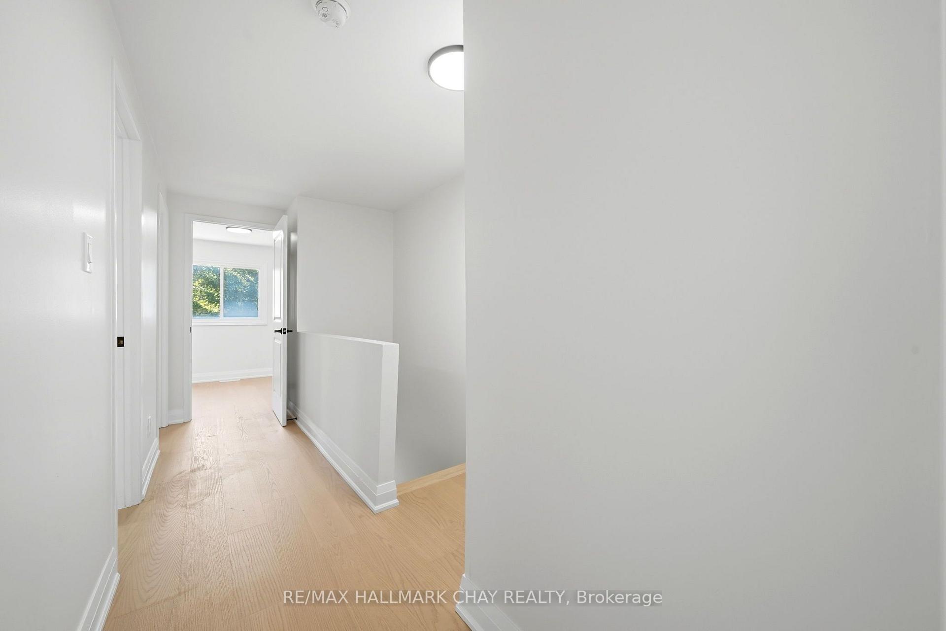 Photo 12 of Unit 6, 52 Adelaide Street, Barrie, Allandale — HOMEH