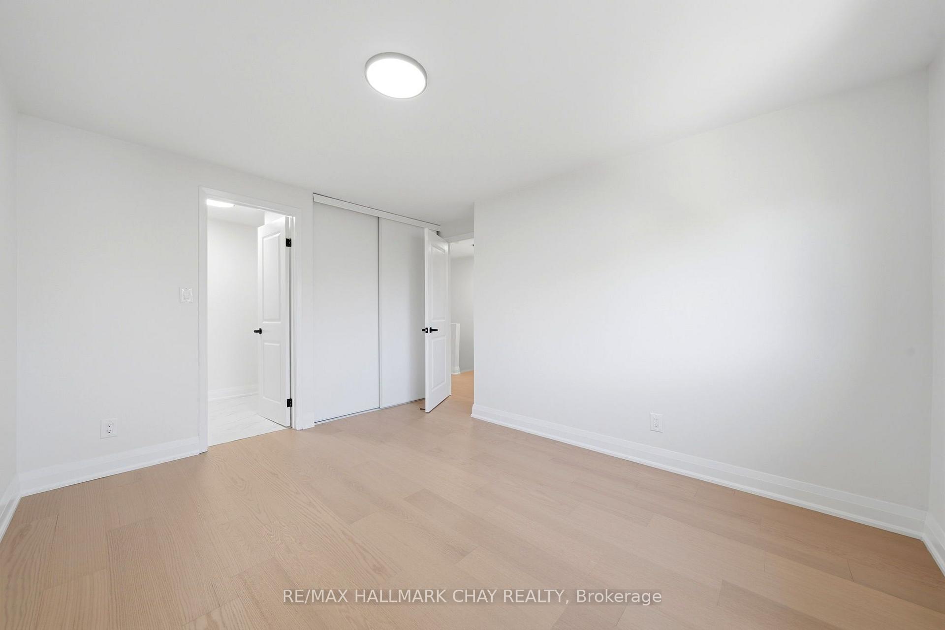 Photo 16 of Unit 6, 52 Adelaide Street, Barrie, Allandale — HOMEH