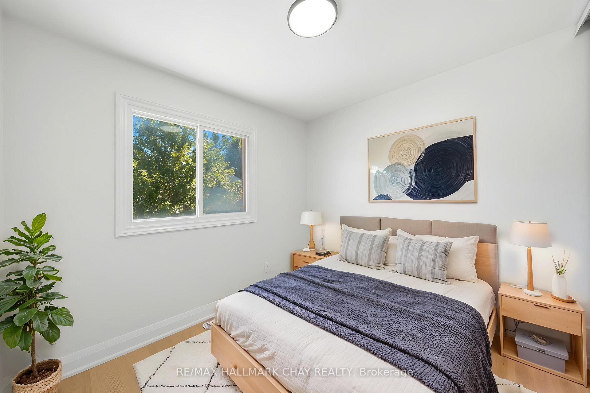 Photo 21 of Unit 6, 52 Adelaide Street, Barrie, Allandale — HOMEH