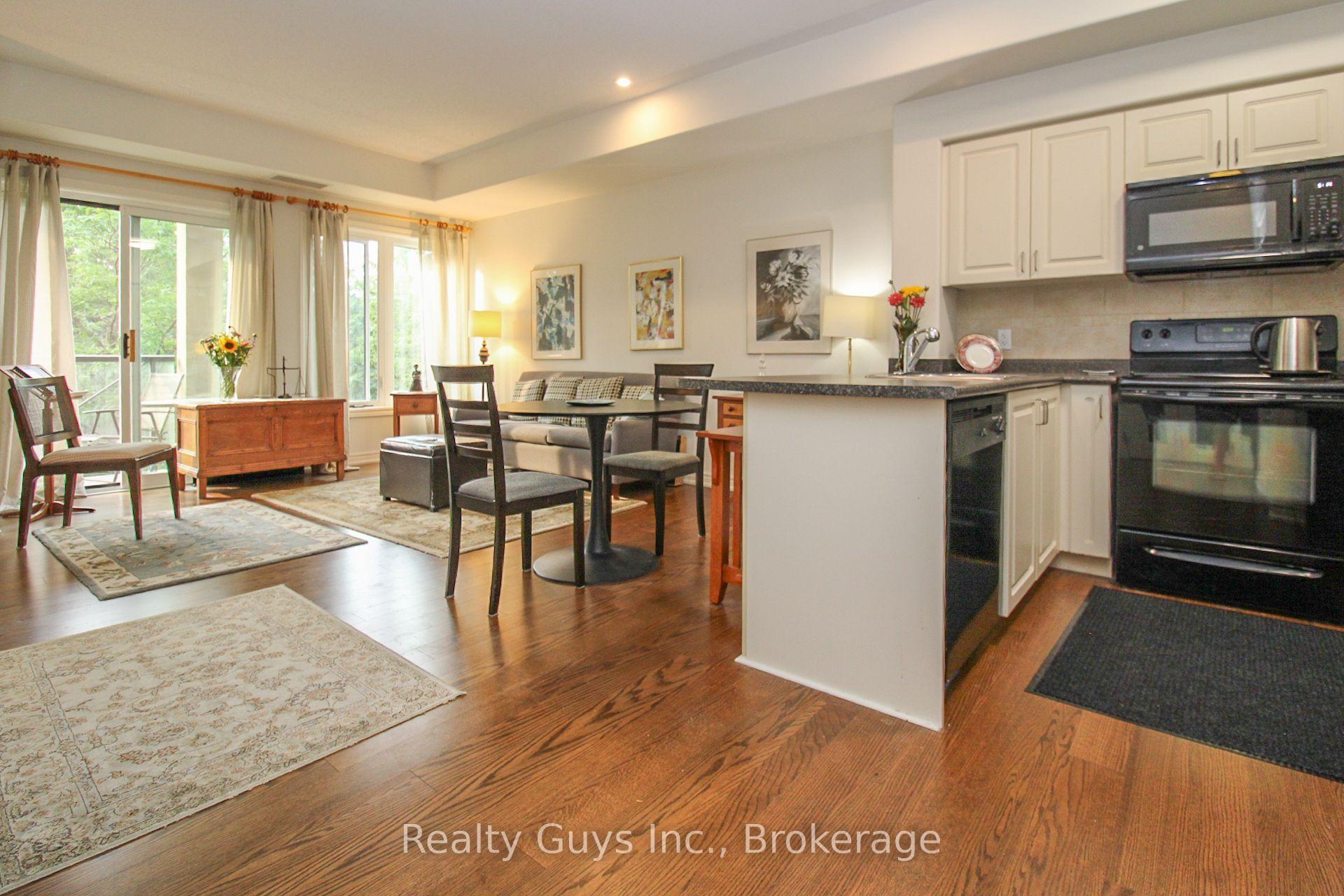 Photo 3 of Unit 116, 869 Clonsilla Avenue, Peterborough, Otonabee Ward 1 — HOMEH
