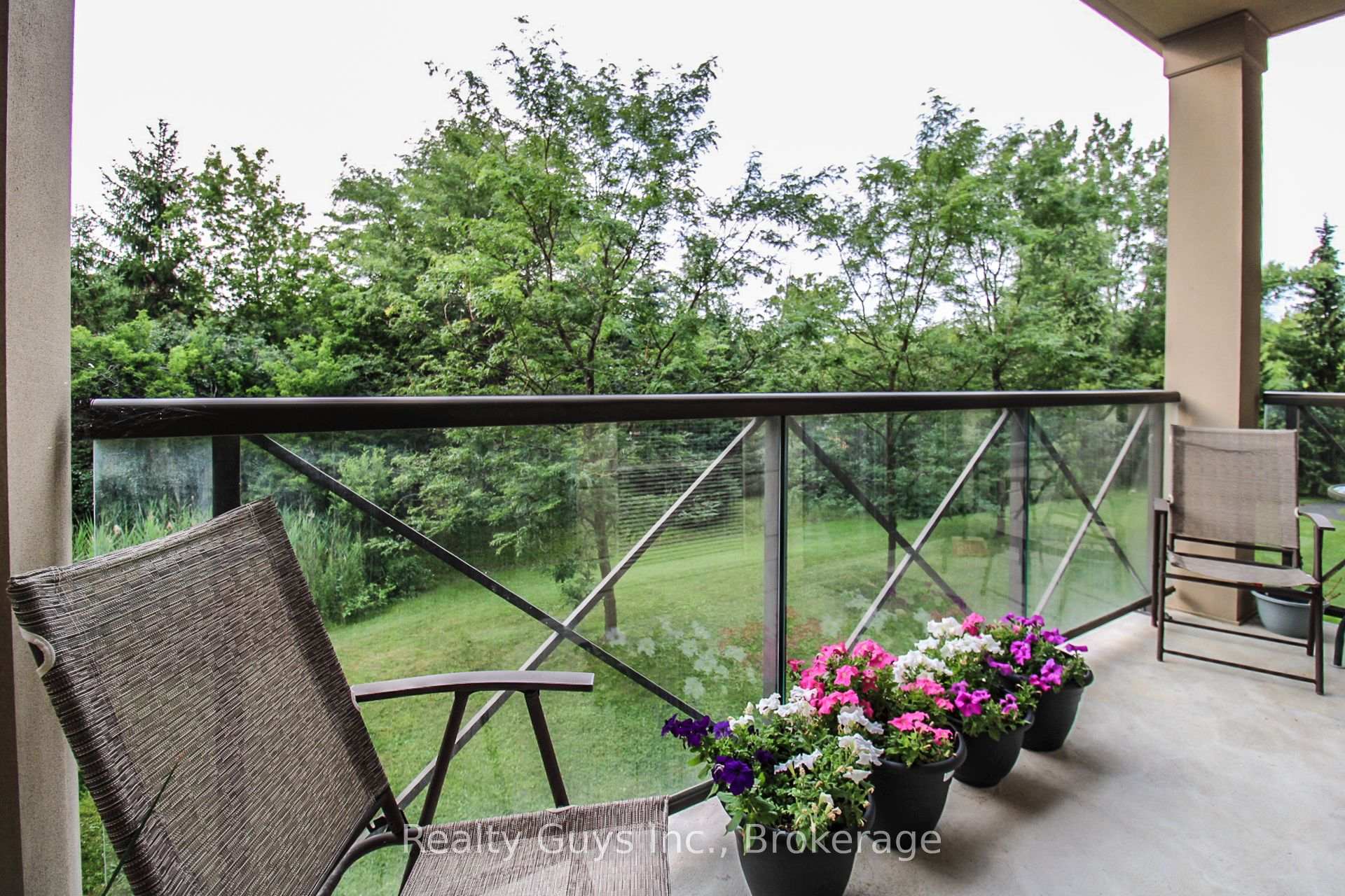 Photo 9 of Unit 116, 869 Clonsilla Avenue, Peterborough, Otonabee Ward 1 — HOMEH