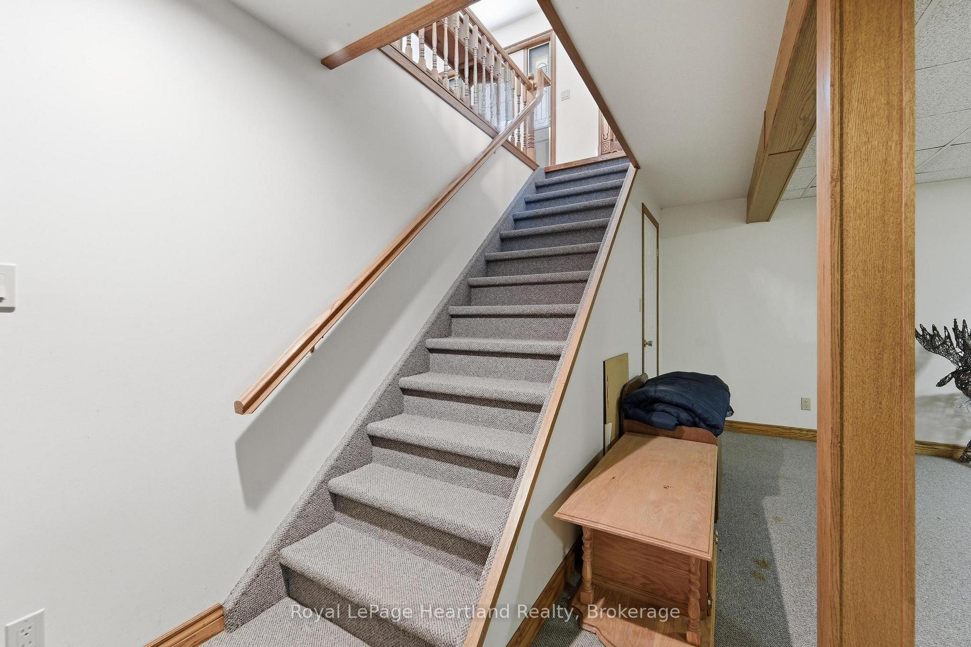 Photo 39 of 38904 Londesboro Road, Central Huron, Hullett — HOMEH
