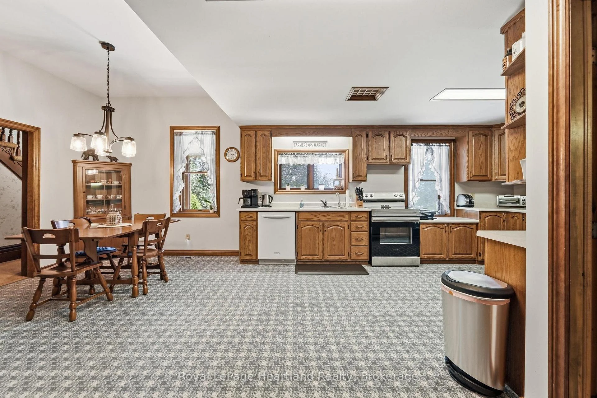 Photo 10 of 38904 Londesboro Road, Central Huron, Hullett — HOMEH