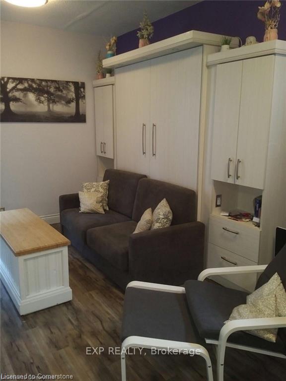 Photo 5 of Unit Bachelor, 250 King Street, Hamilton, Central — HOMEH
