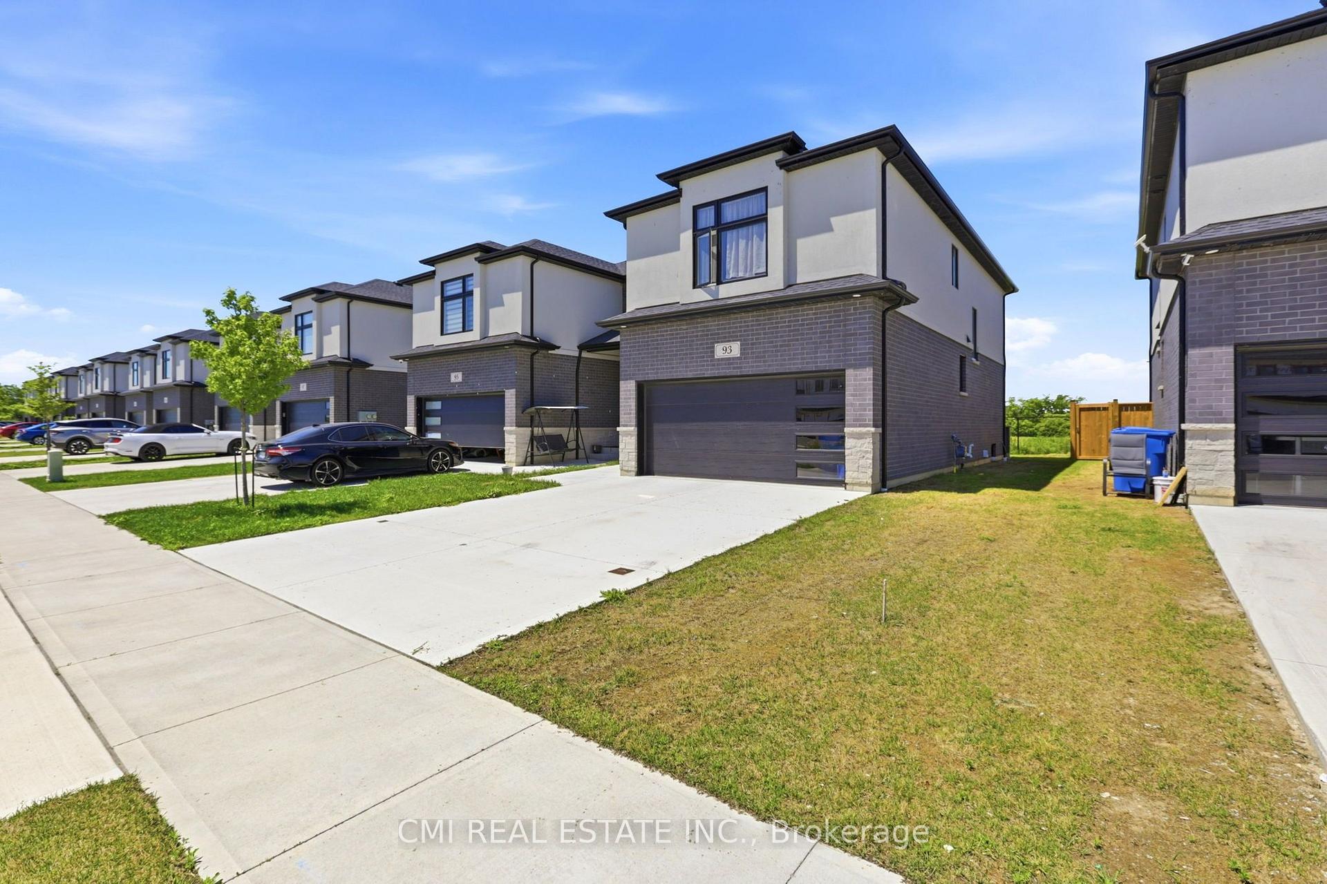 Photo 3 of Unit 10B, 93 Eagle Street, Leamington — HOMEH