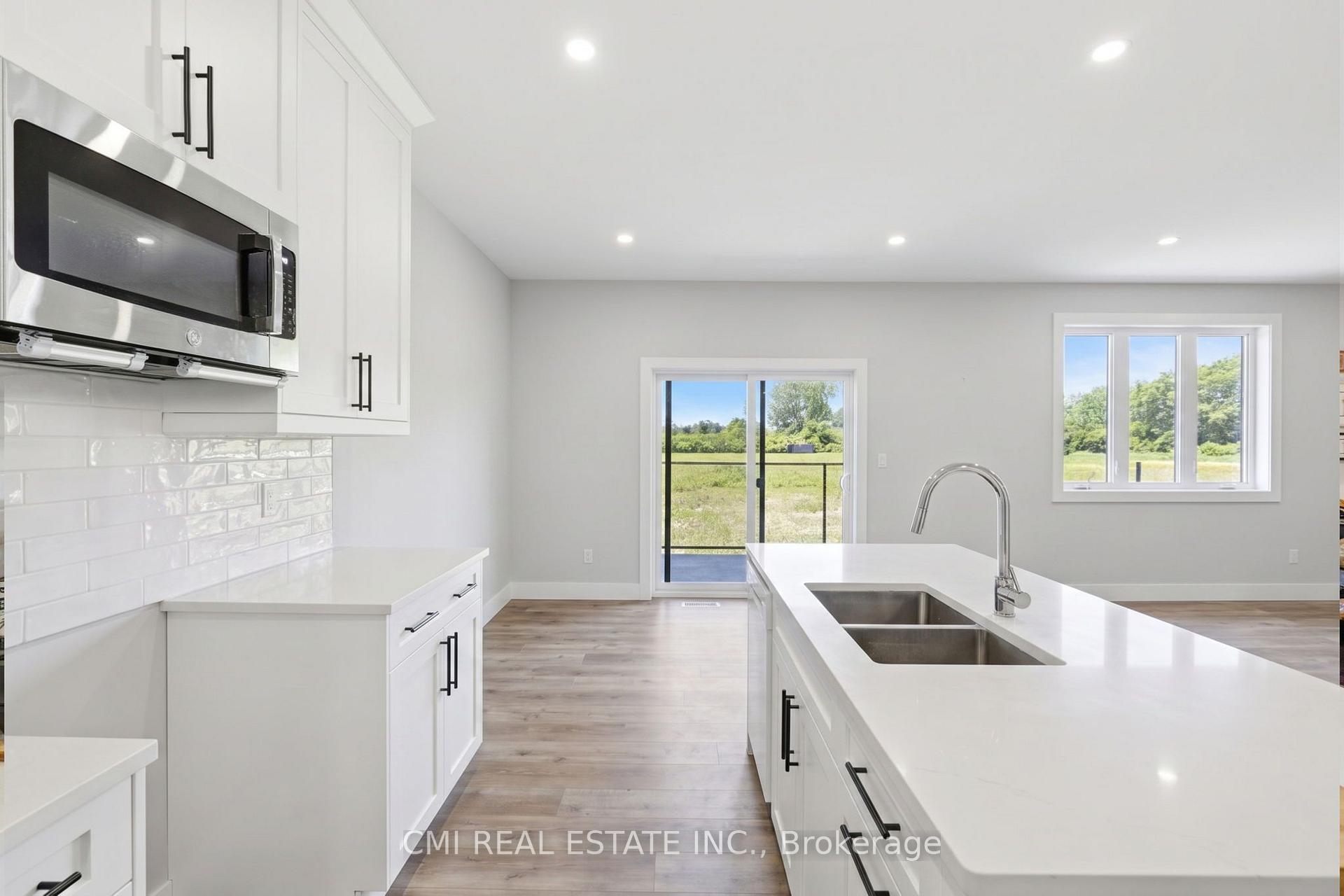 Photo 15 of Unit 10B, 93 Eagle Street, Leamington — HOMEH
