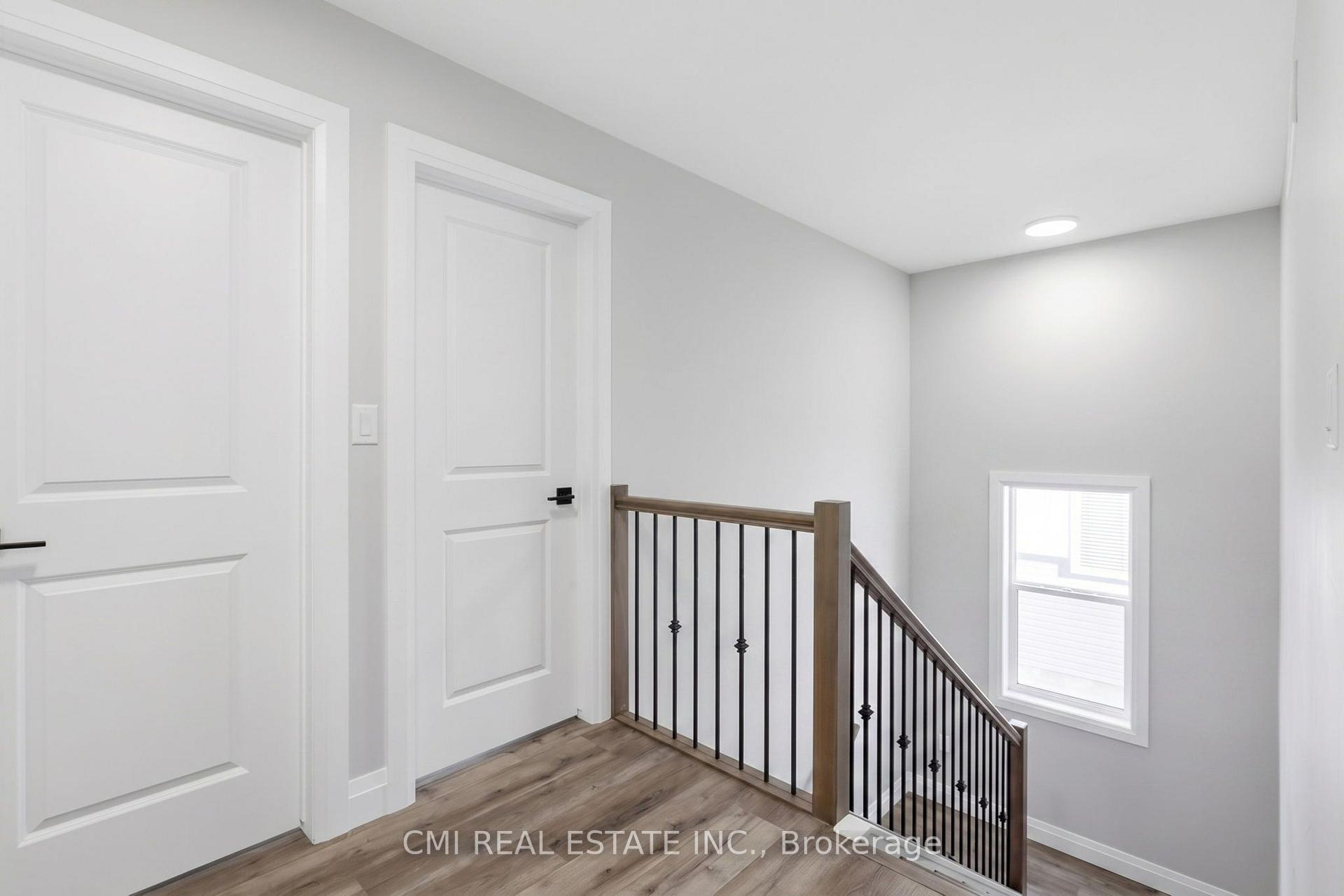 Photo 25 of Unit 10B, 93 Eagle Street, Leamington — HOMEH