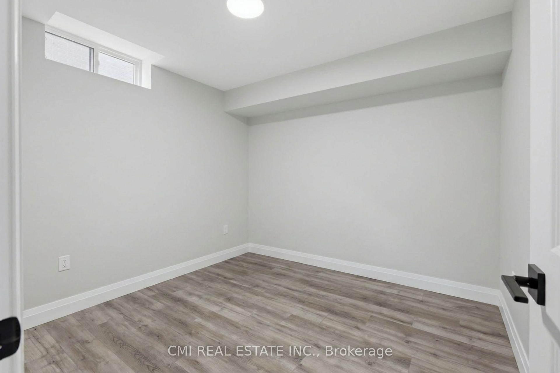 Photo 42 of Unit 10B, 93 Eagle Street, Leamington — HOMEH
