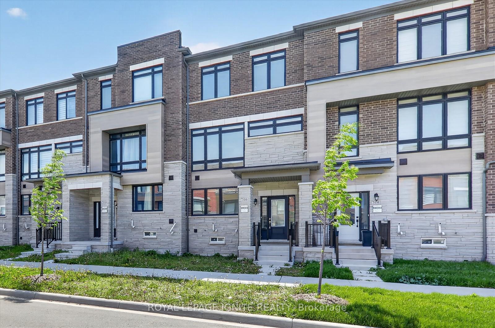 Photo 3 of 516 Danks Ridge Drive, Ajax, South East — HOMEH