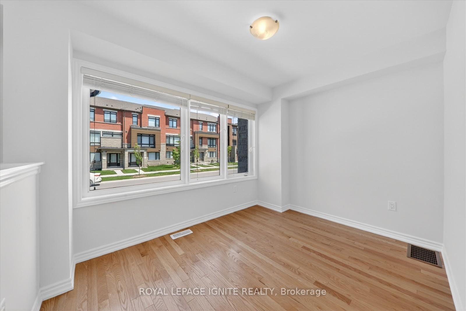 Photo 5 of 516 Danks Ridge Drive, Ajax, South East — HOMEH