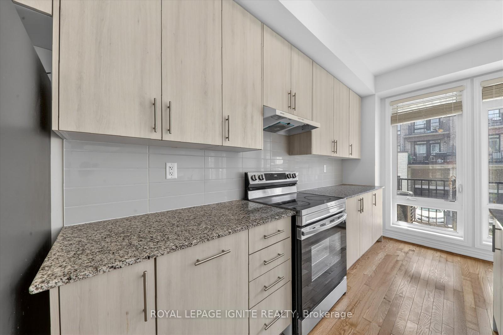 Photo 14 of 516 Danks Ridge Drive, Ajax, South East — HOMEH