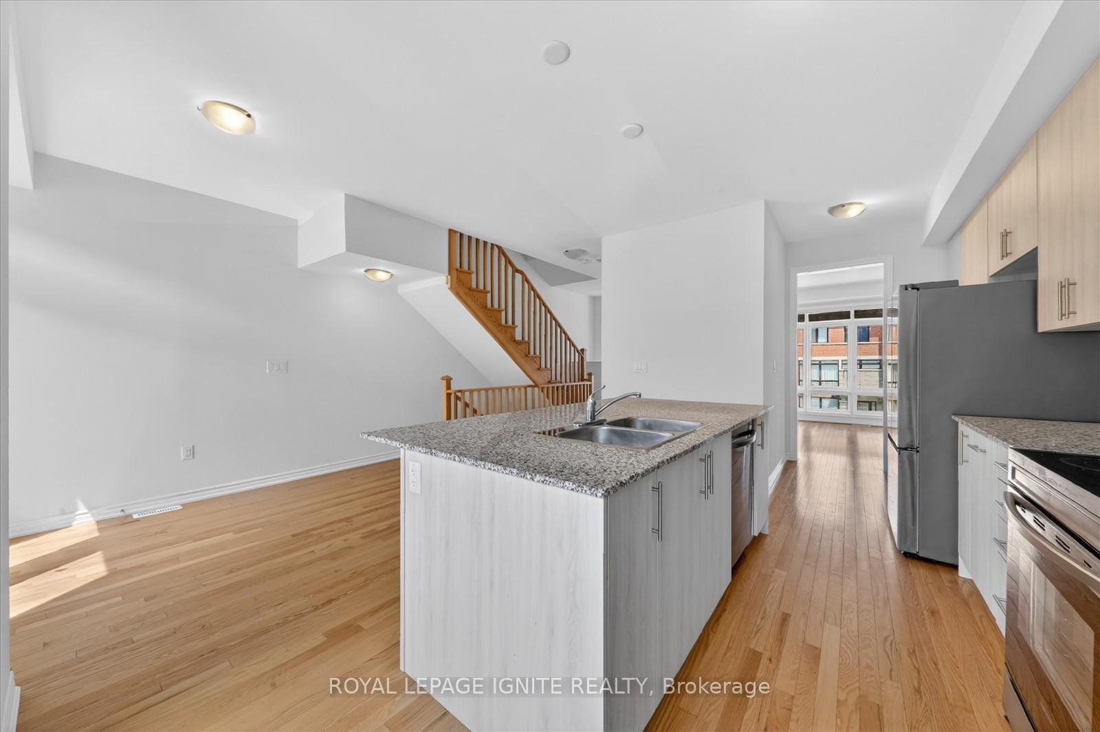 Photo 15 of 516 Danks Ridge Drive, Ajax, South East — HOMEH