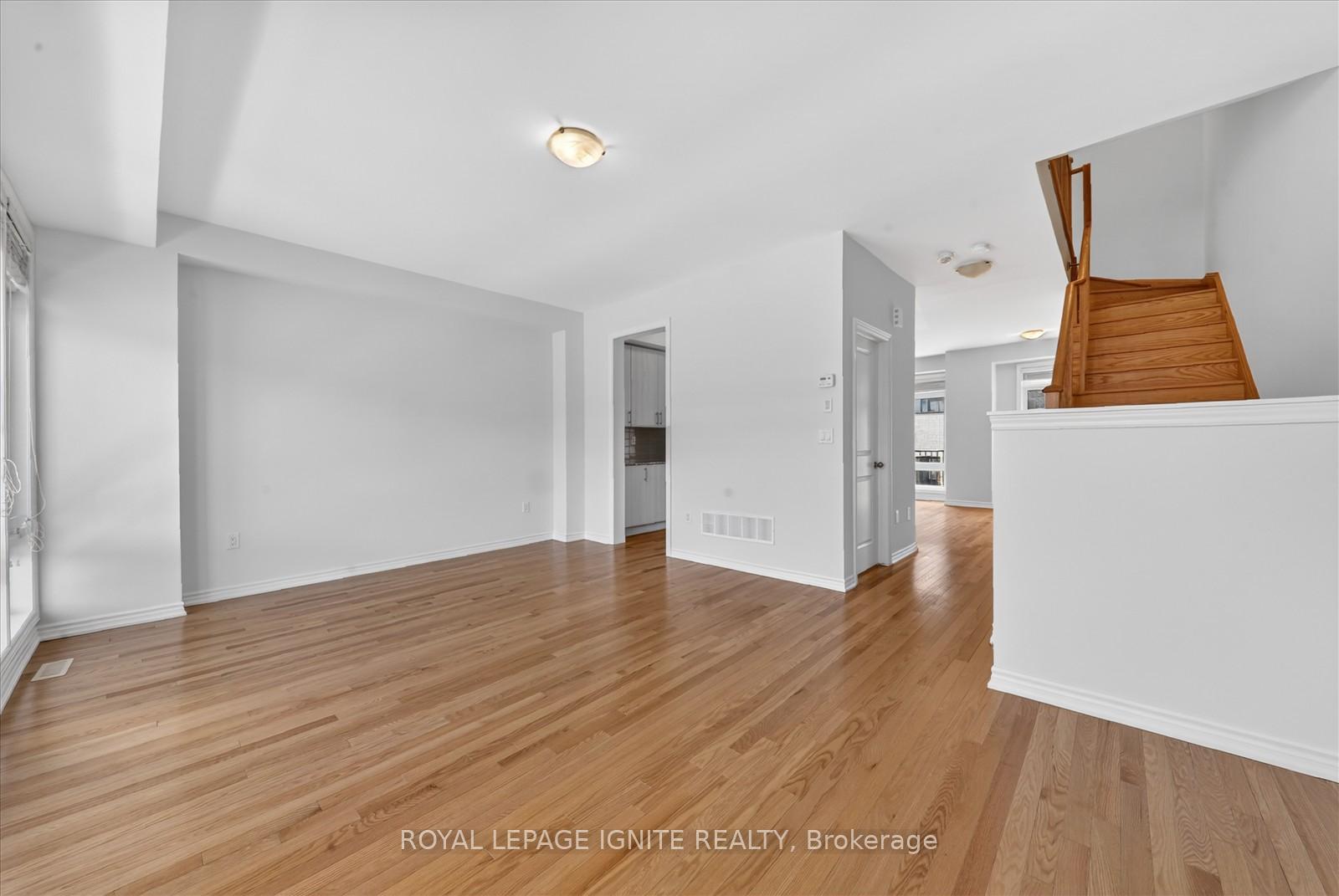 Photo 22 of 516 Danks Ridge Drive, Ajax, South East — HOMEH