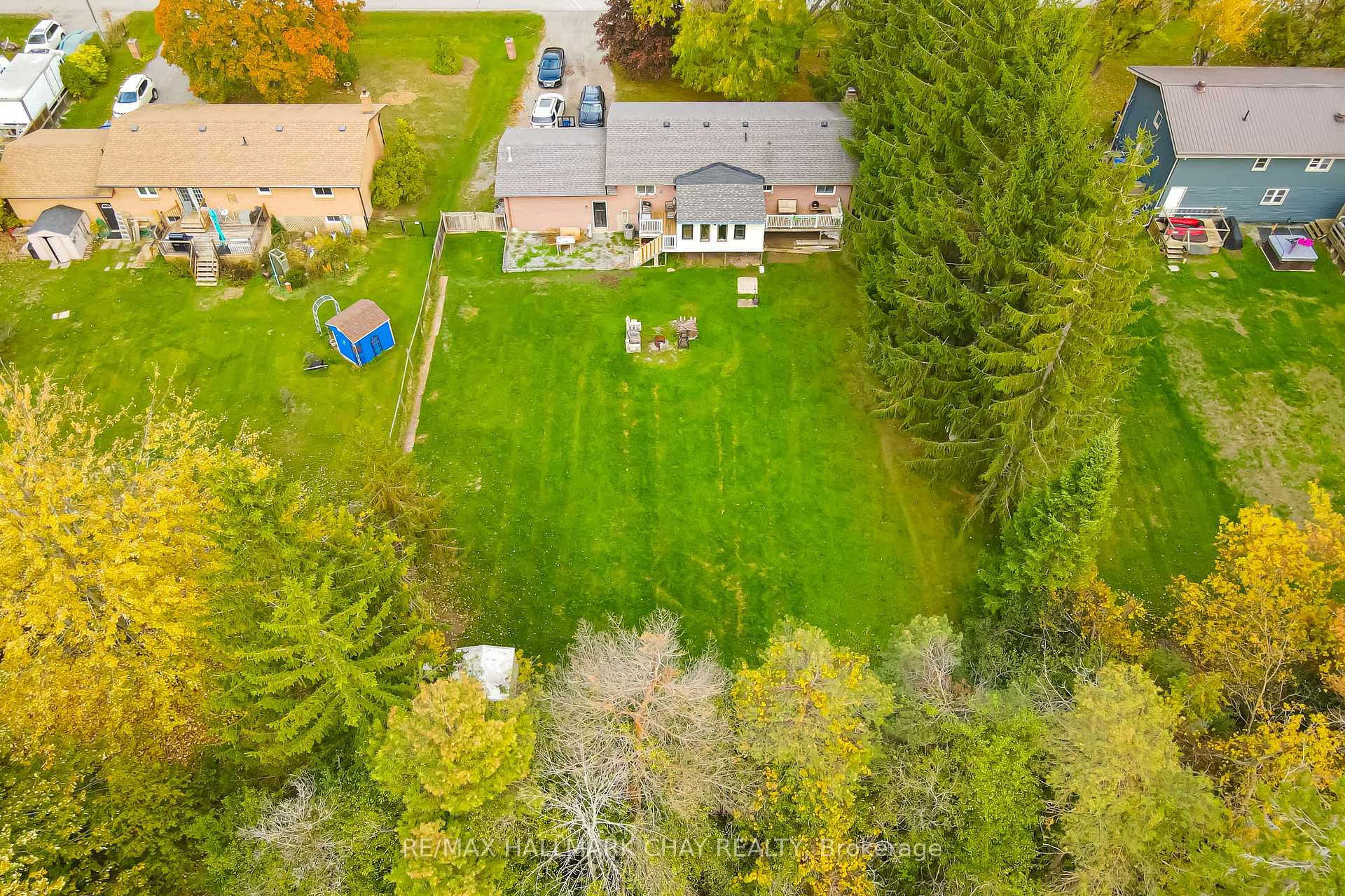 Photo 2 of 20 Howard Avenue, Brock, Beaverton — HOMEH