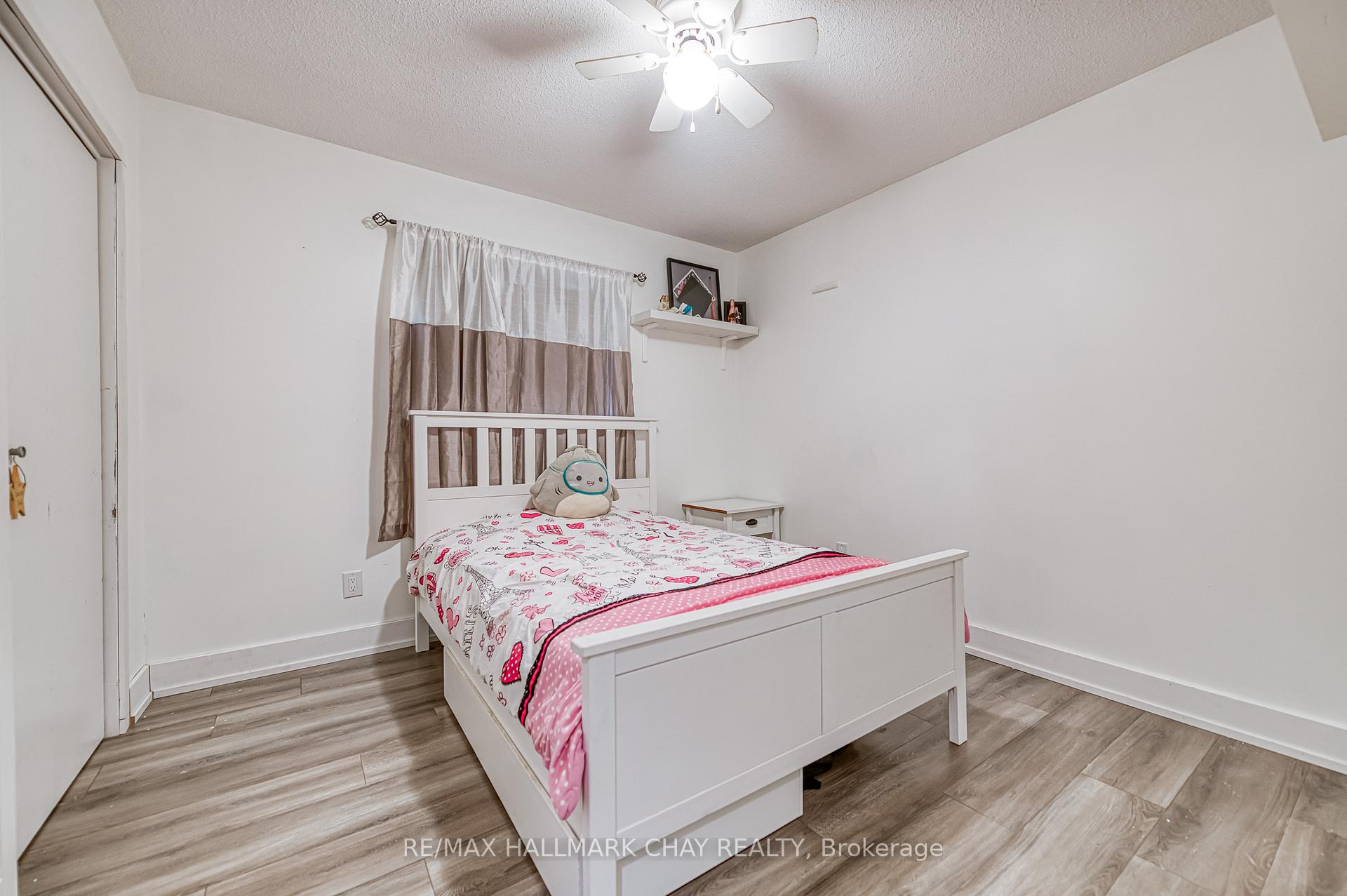 Photo 19 of 20 Howard Avenue, Brock, Beaverton — HOMEH