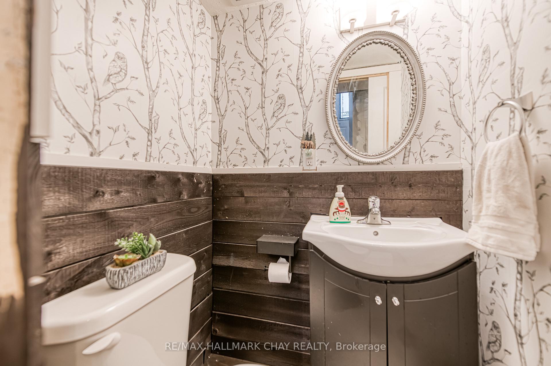 Photo 31 of 20 Howard Avenue, Brock, Beaverton — HOMEH