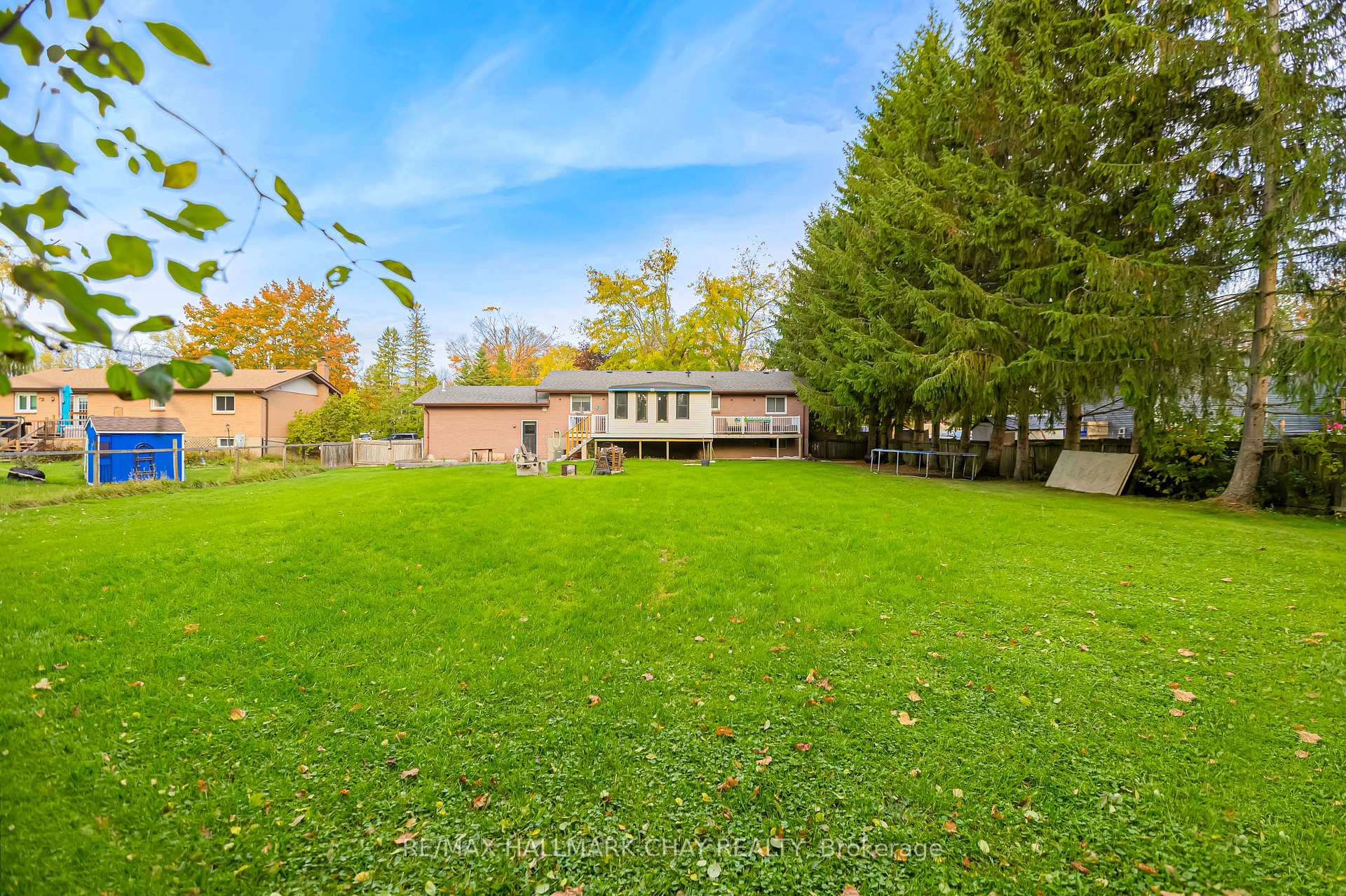 Photo 39 of 20 Howard Avenue, Brock, Beaverton — HOMEH