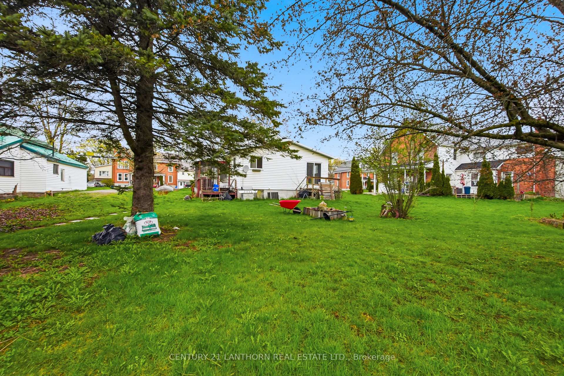 Photo 31 of 193 St. Lawrence Street E, Centre Hastings — HOMEH