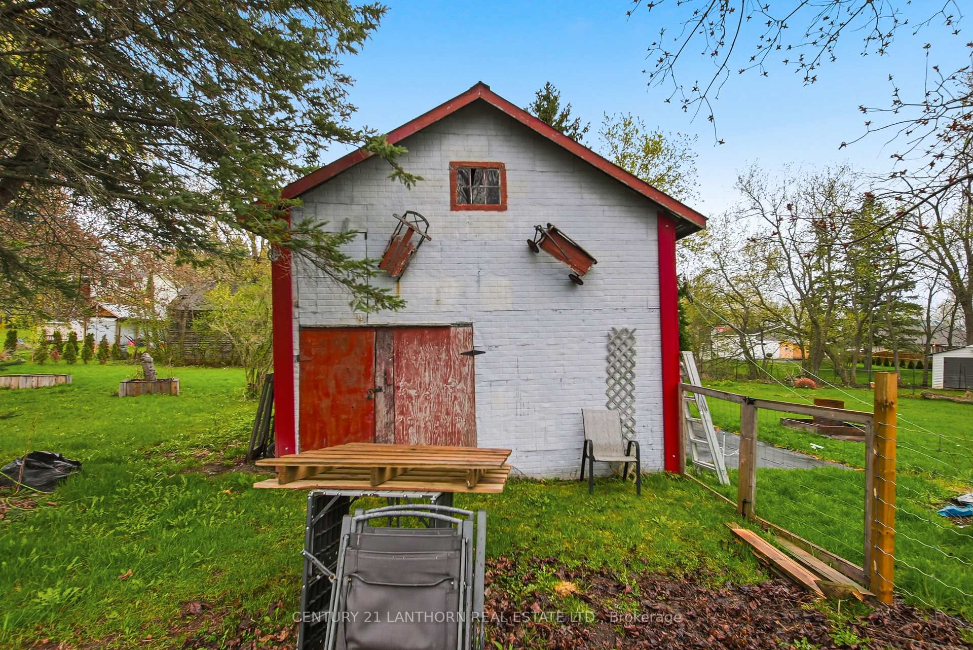 Photo 34 of 193 St. Lawrence Street E, Centre Hastings — HOMEH