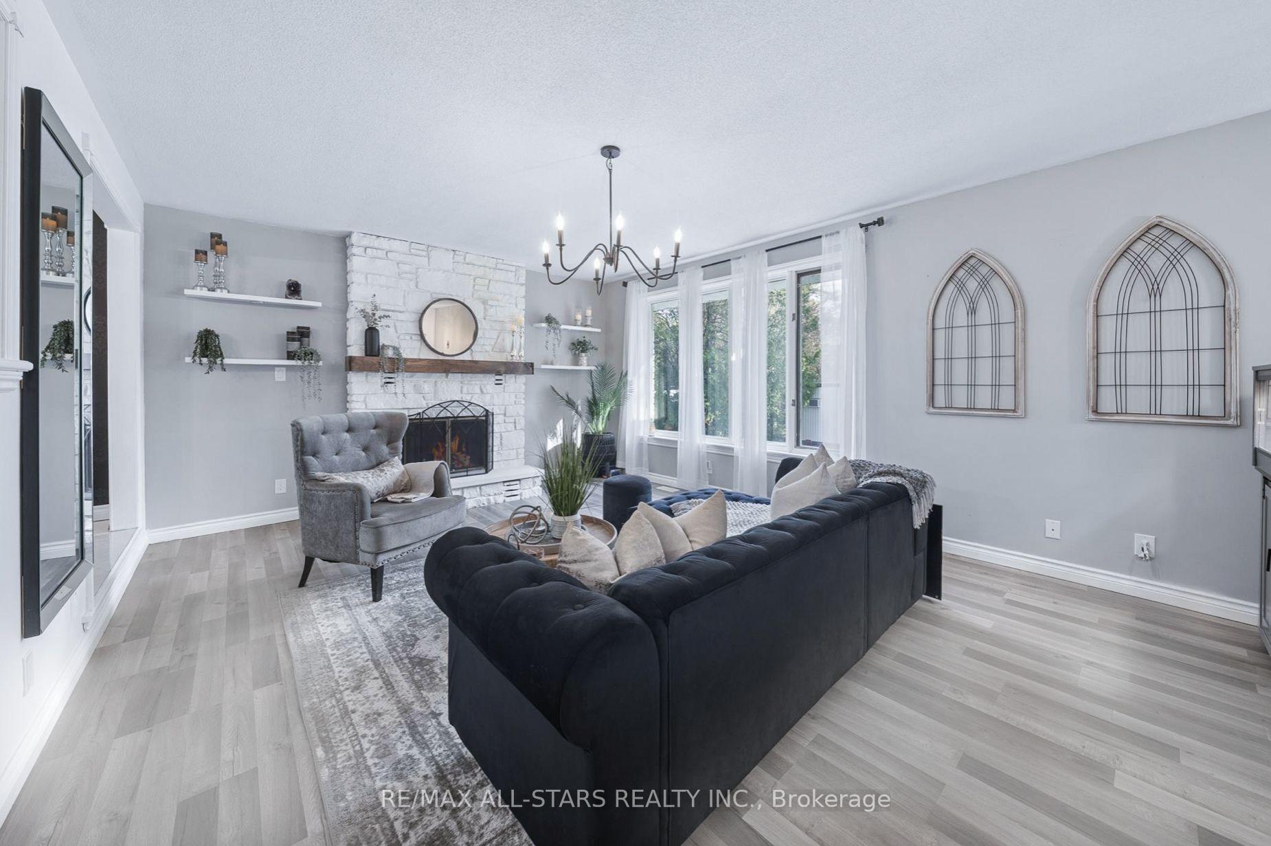 Photo 26 of 127 Pinecrest Road, Georgina, Pefferlaw — HOMEH