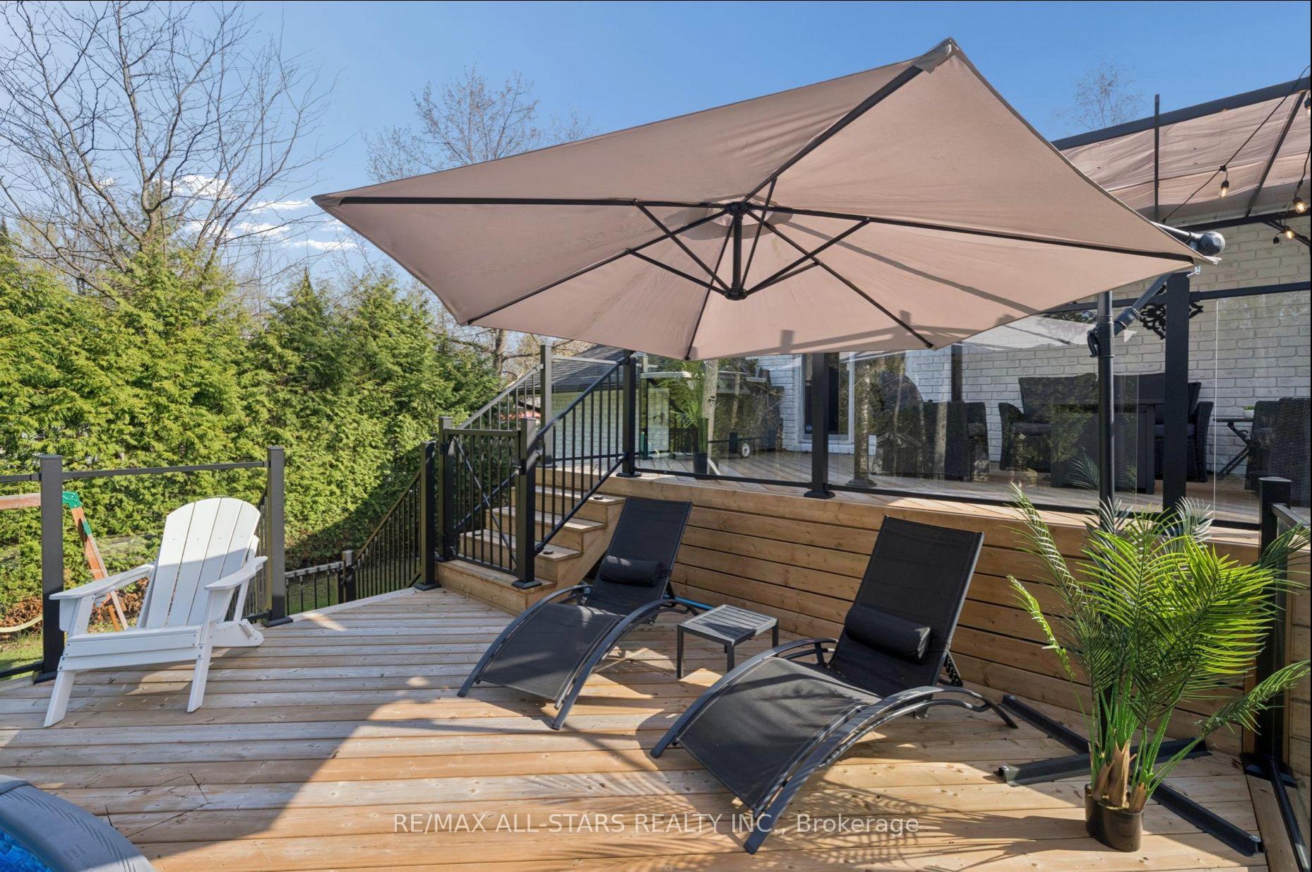 Photo 62 of 127 Pinecrest Road, Georgina, Pefferlaw — HOMEH