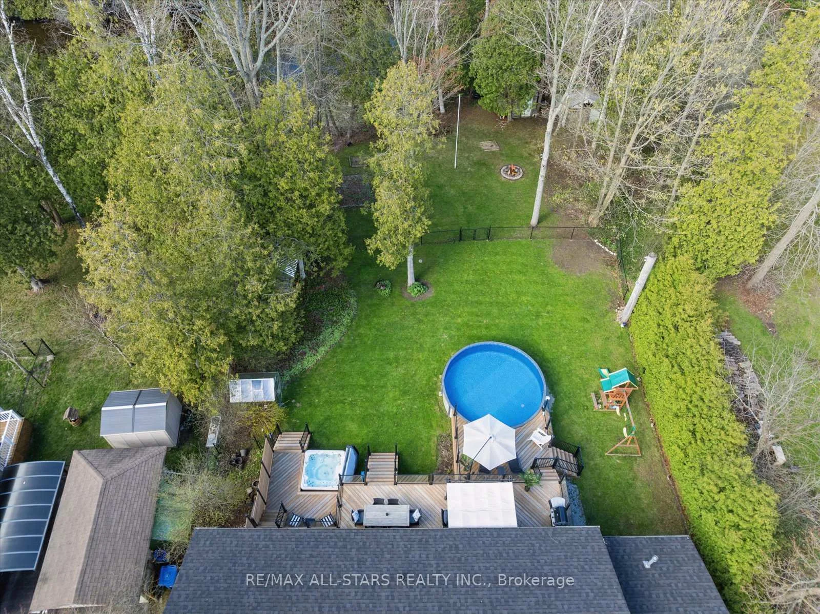 Photo 77 of 127 Pinecrest Road, Georgina, Pefferlaw — HOMEH