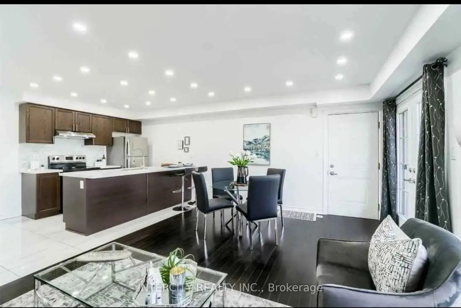 Photo 3 of Unit 106, 200 Veterans Drive, Brampton, Northwest Brampton — HOMEH